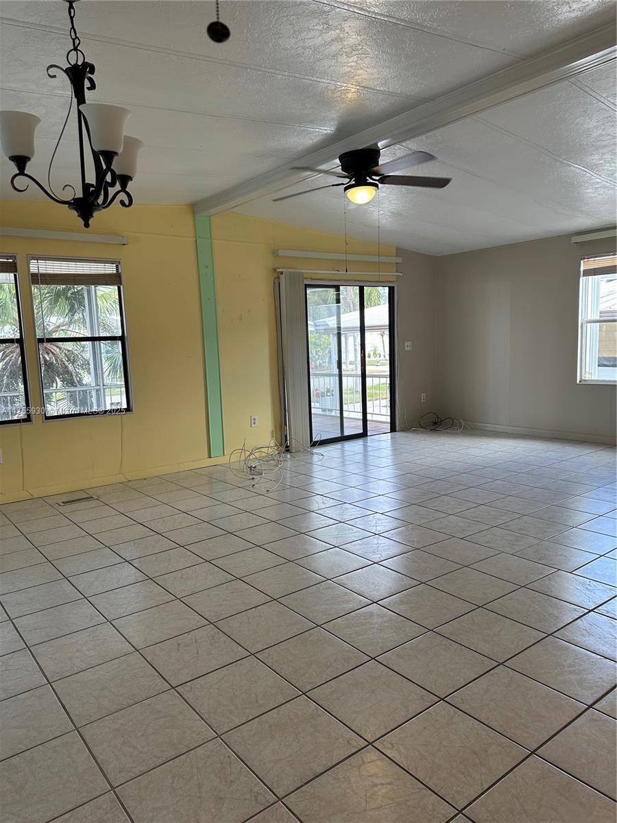 2440 SW 51st St