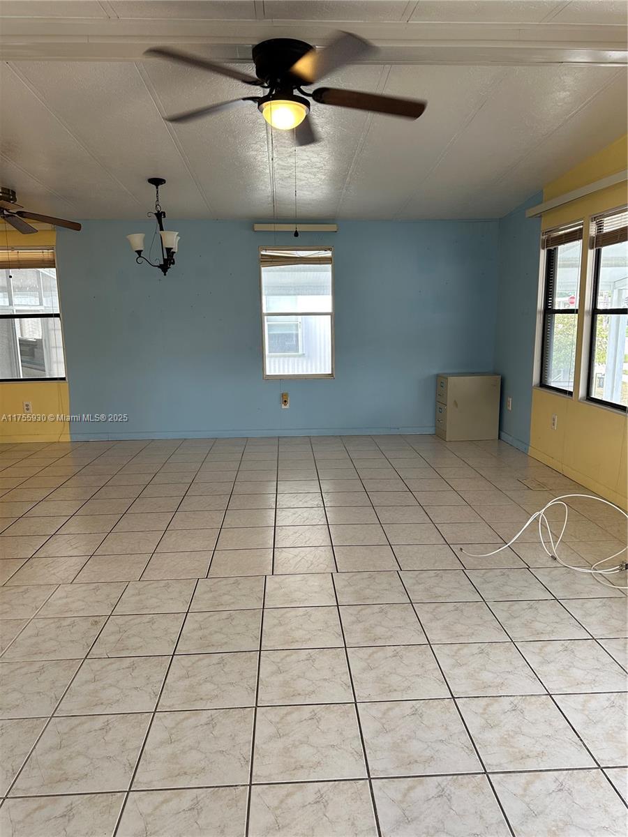 2440 SW 51st St