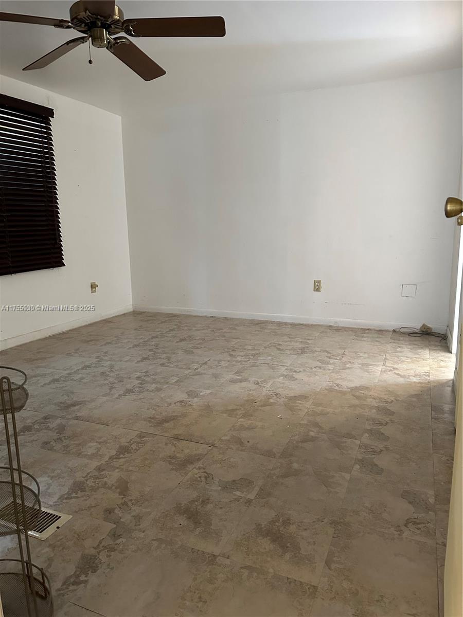 2440 SW 51st St