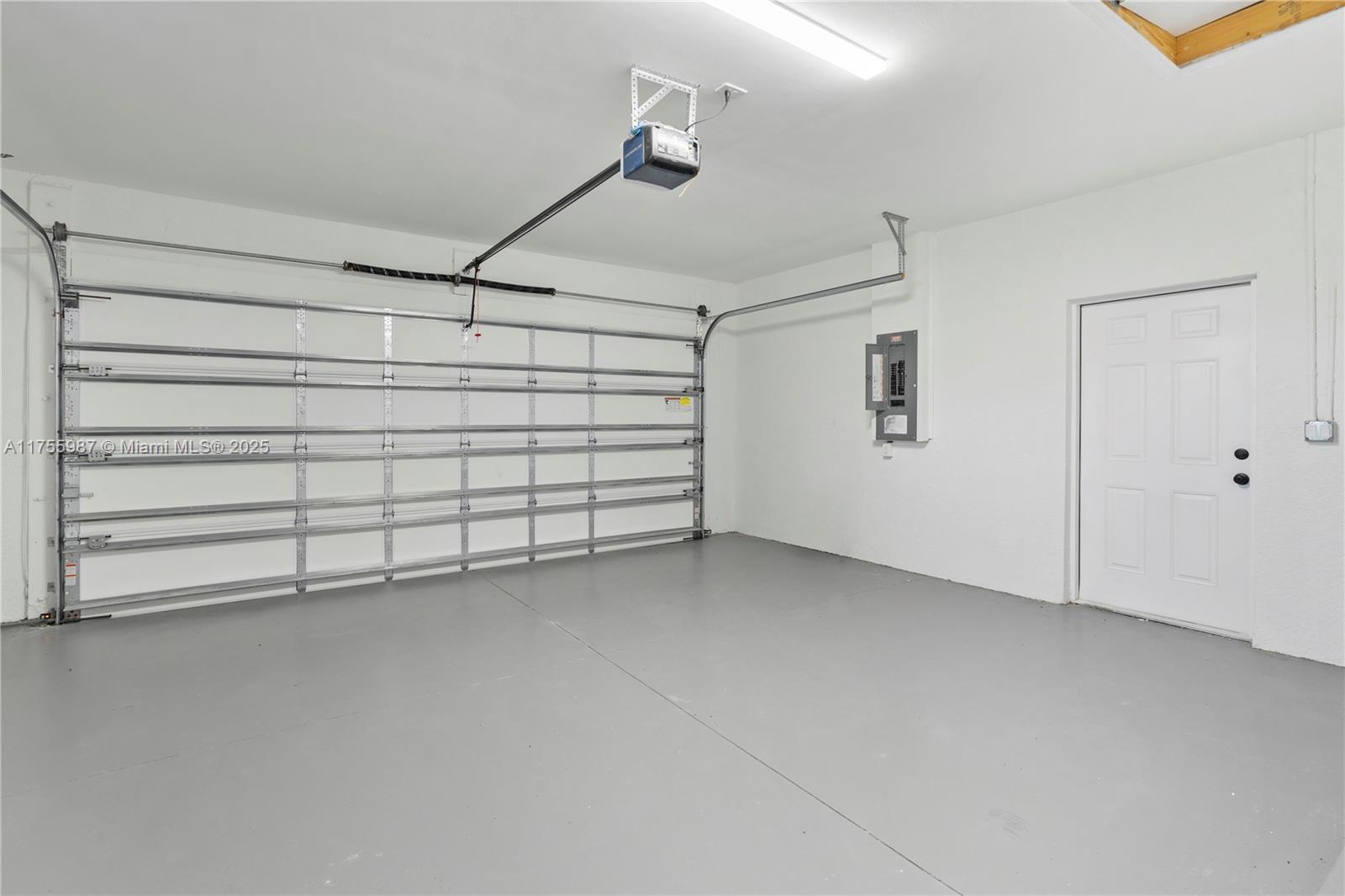 1517 MCKINLEY