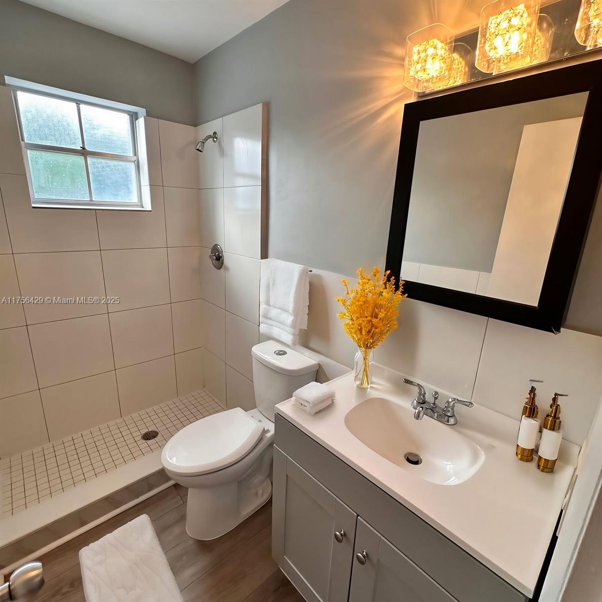 510 NE 17th Ave # 206