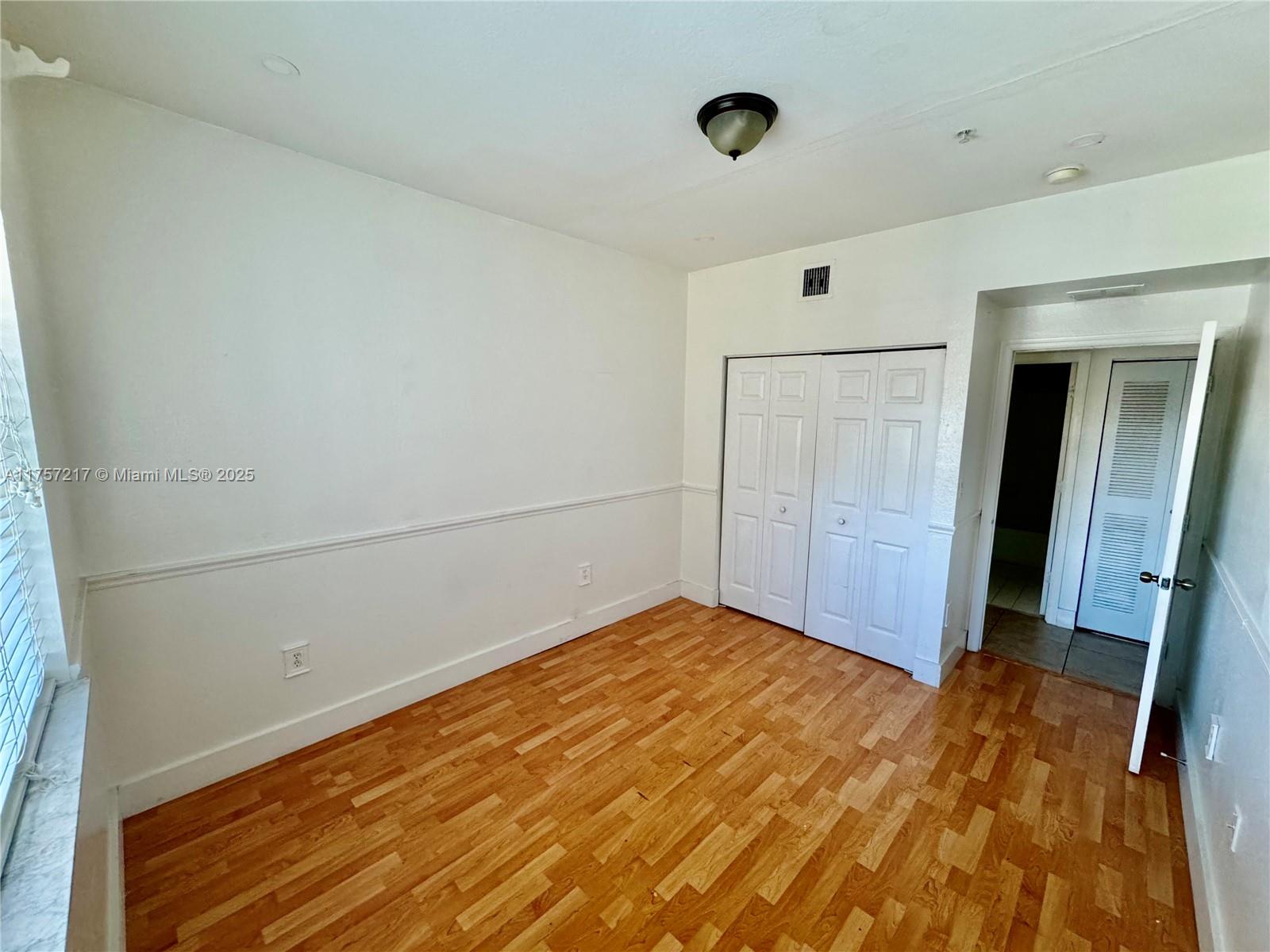 6940 NW 179th St # 7 Unit: 204-7