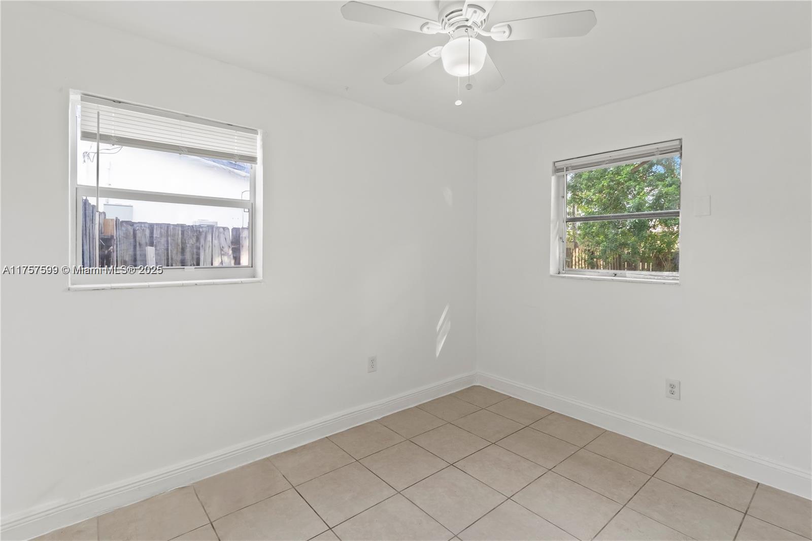 5880 NW 16th