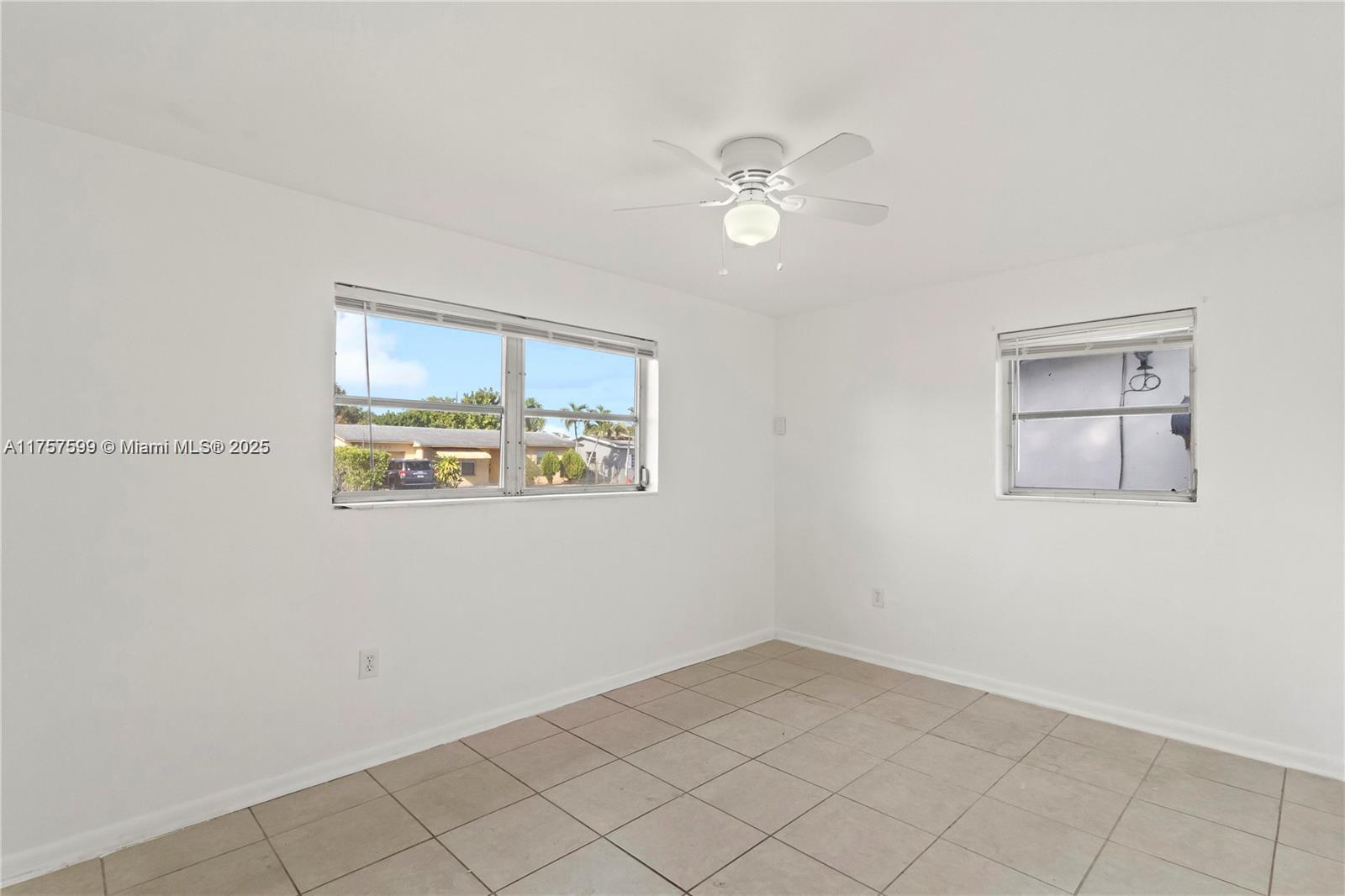 5880 NW 16th