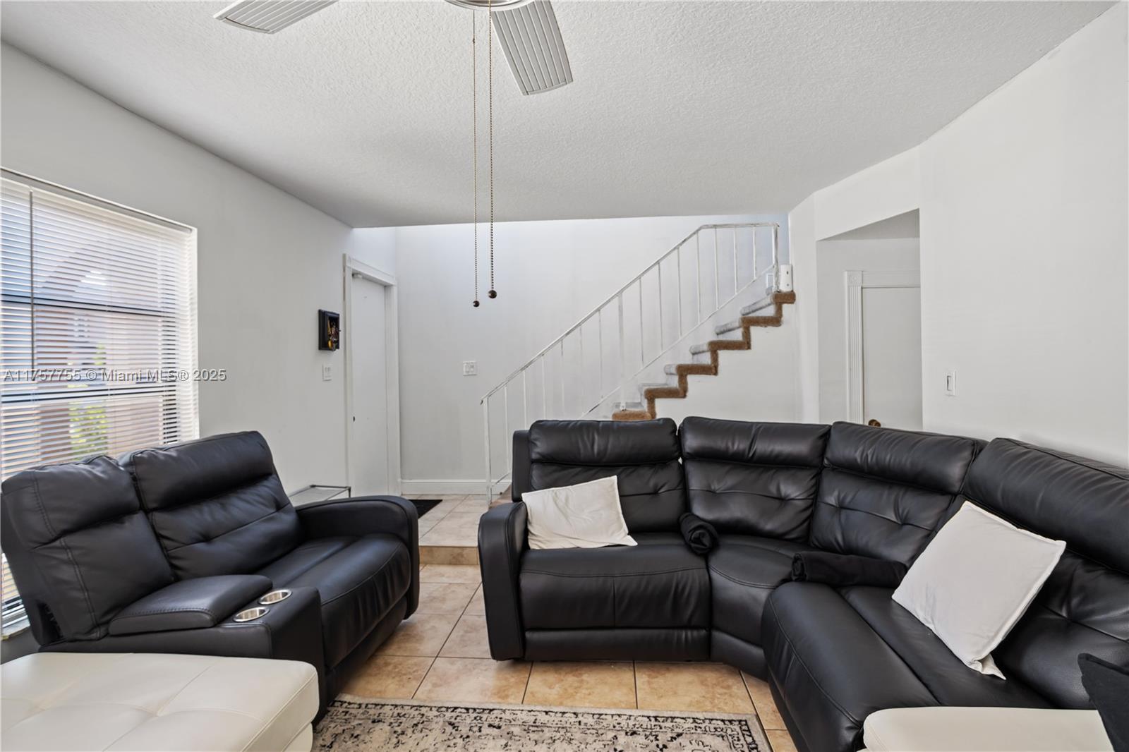 6 Madrid Ln # 18 Unit: 7-18