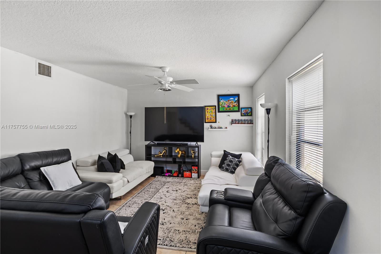 6 Madrid Ln # 18 Unit: 7-18