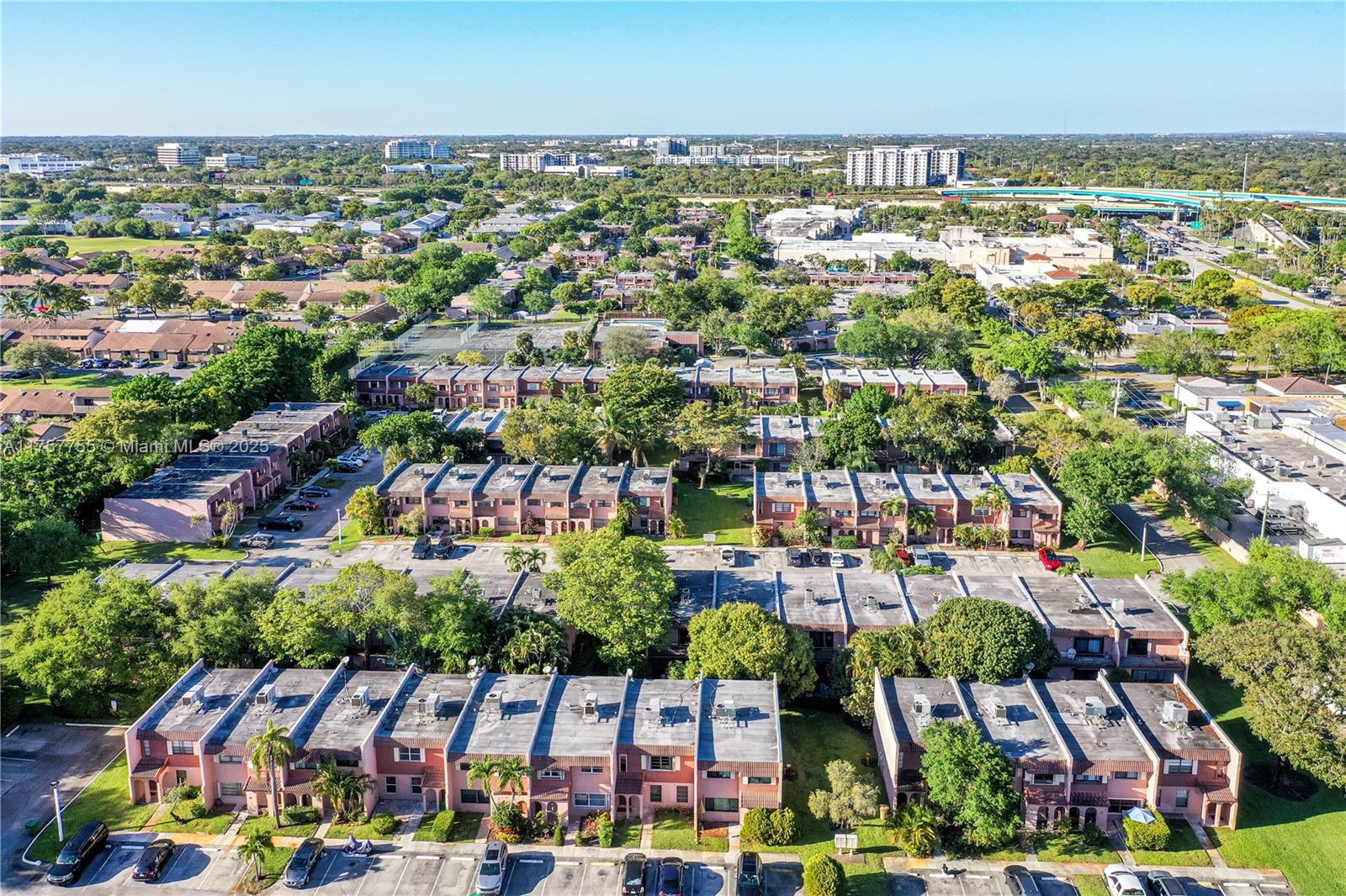 6 Madrid Ln # 18 Unit: 7-18
