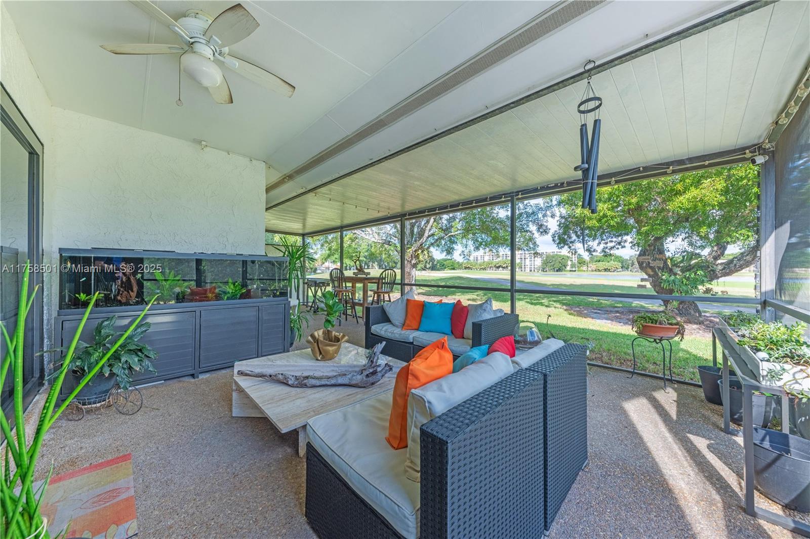 16221 Laurel Dr # 19