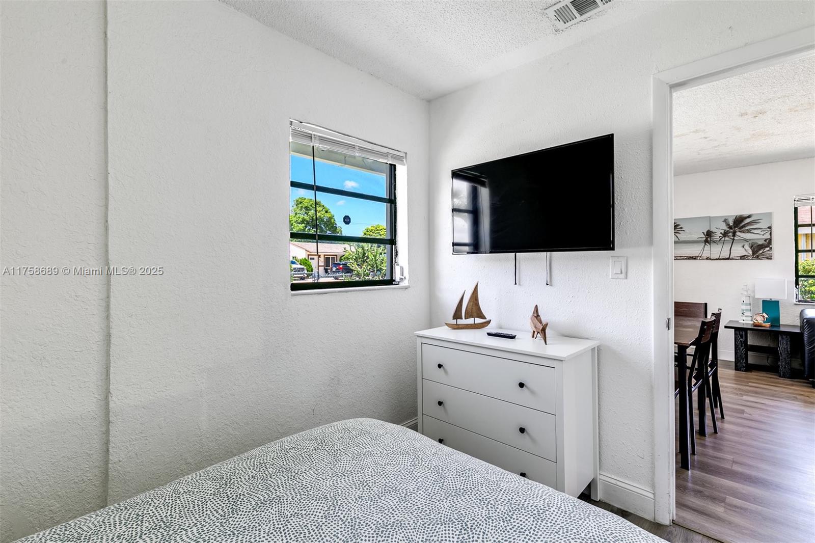 4300 SW 28th St