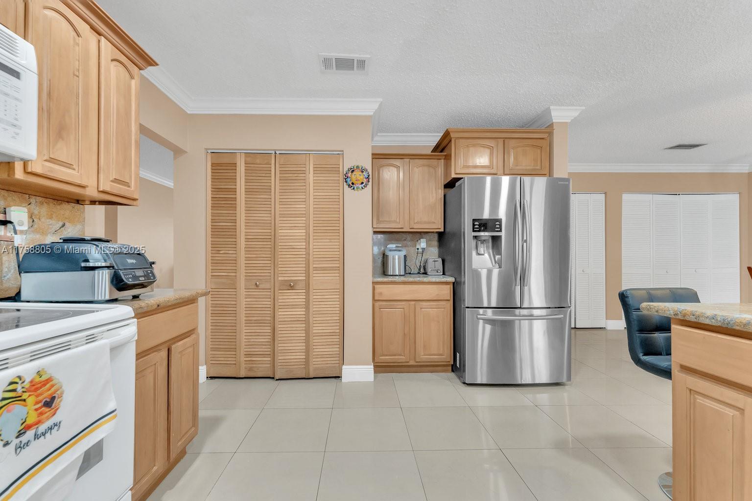 340 SW 132nd Ave