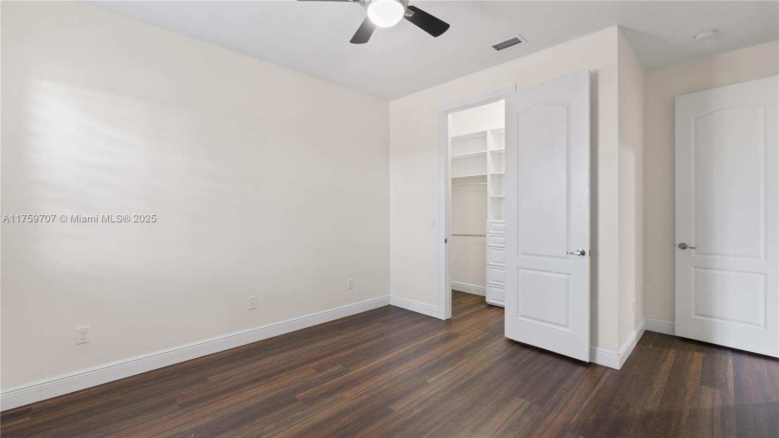 8610 Lakeside Bnd