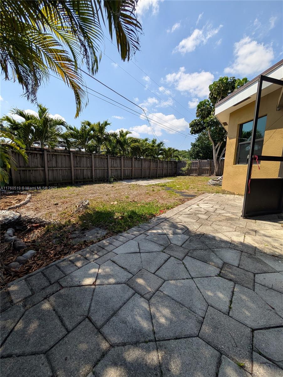 11400 NW 32nd Mnr