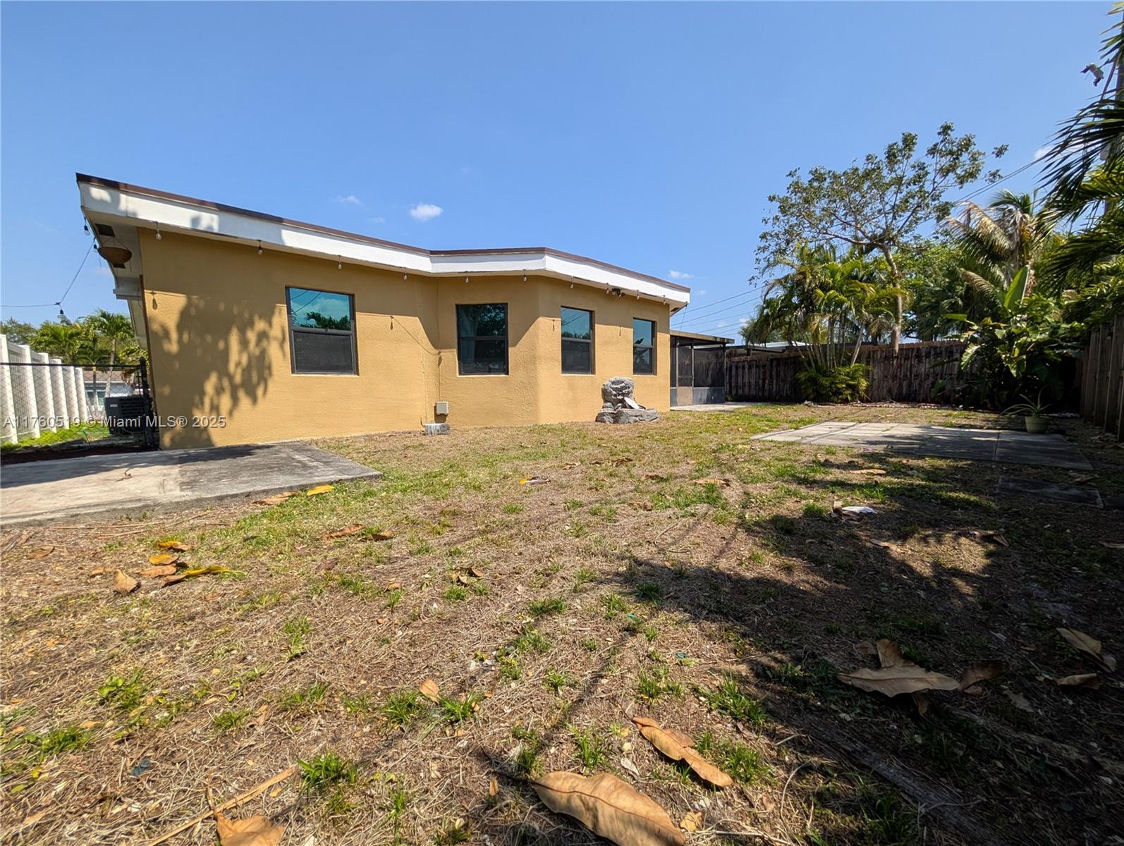 11400 NW 32nd Mnr