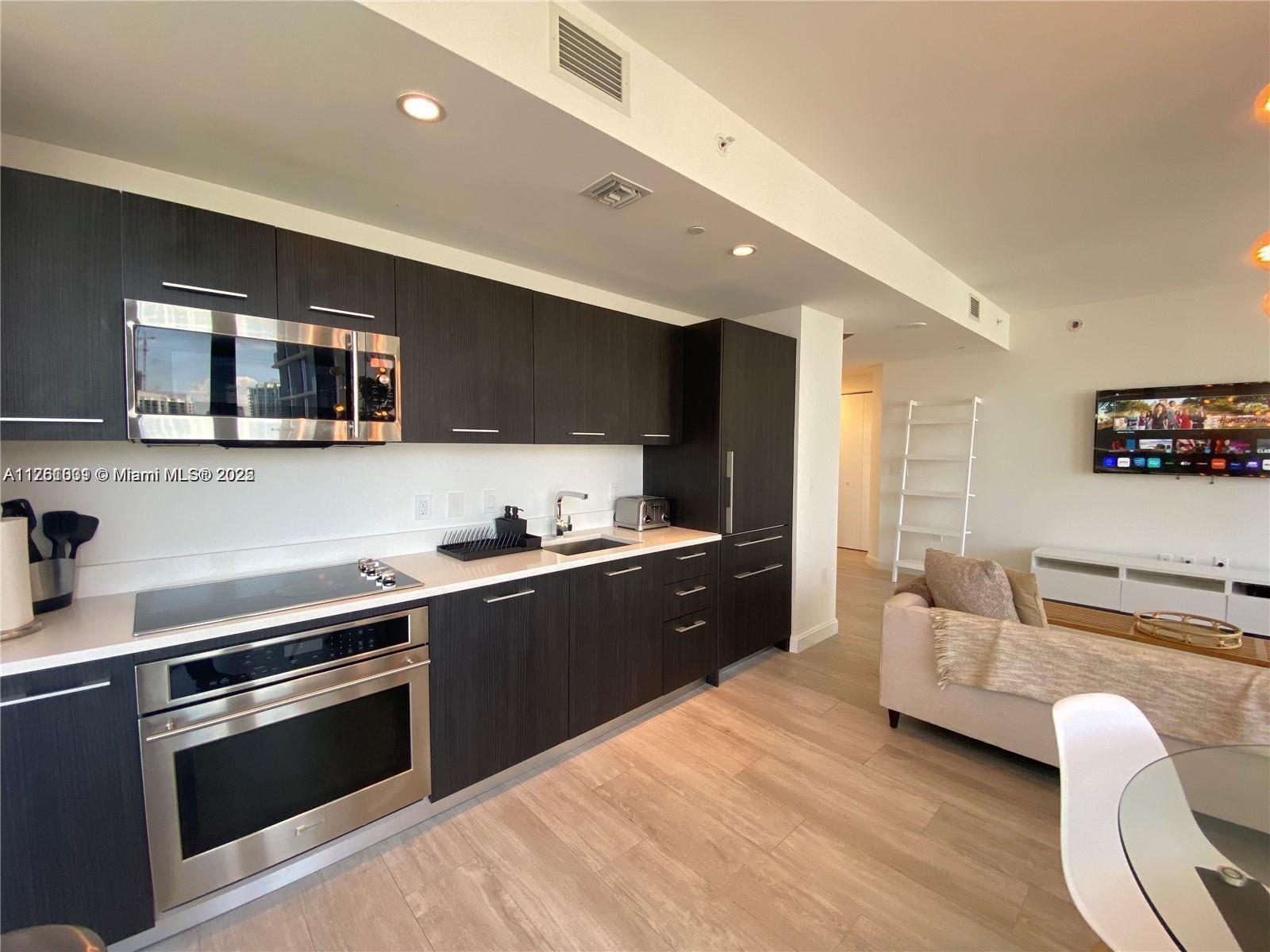 55 SW 9th St # 3001