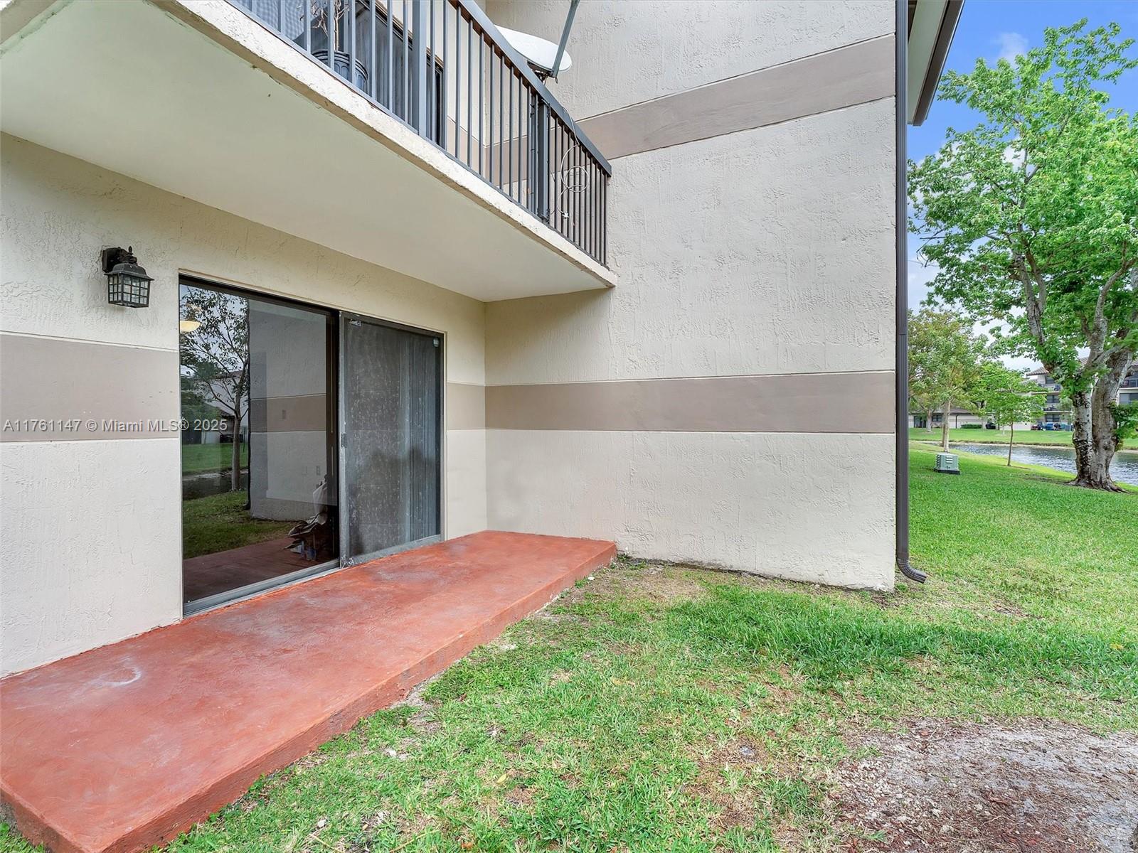 9930 Nob Hill Pl # 9930