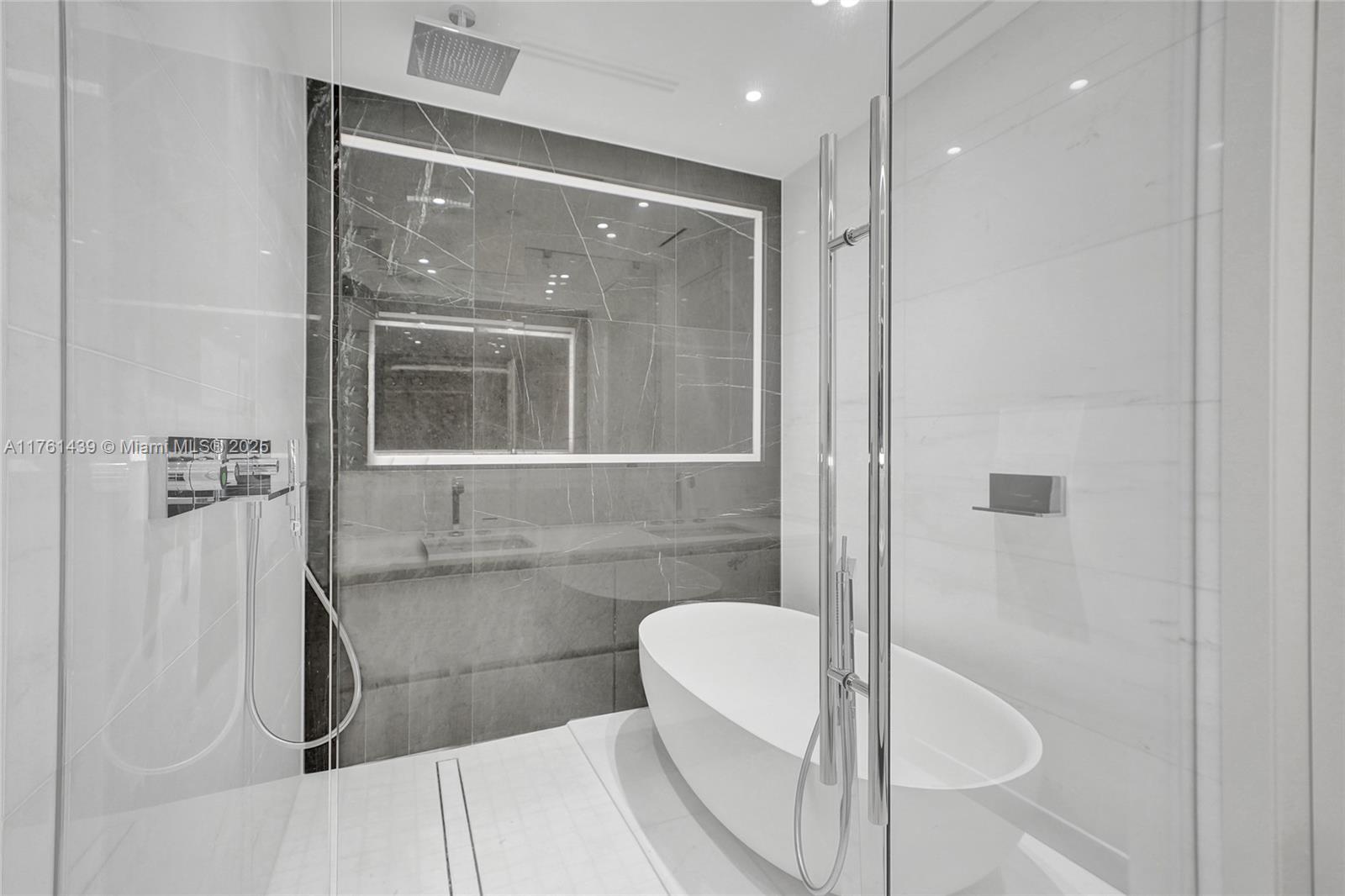 300 Biscayne Blvd Way # 3405