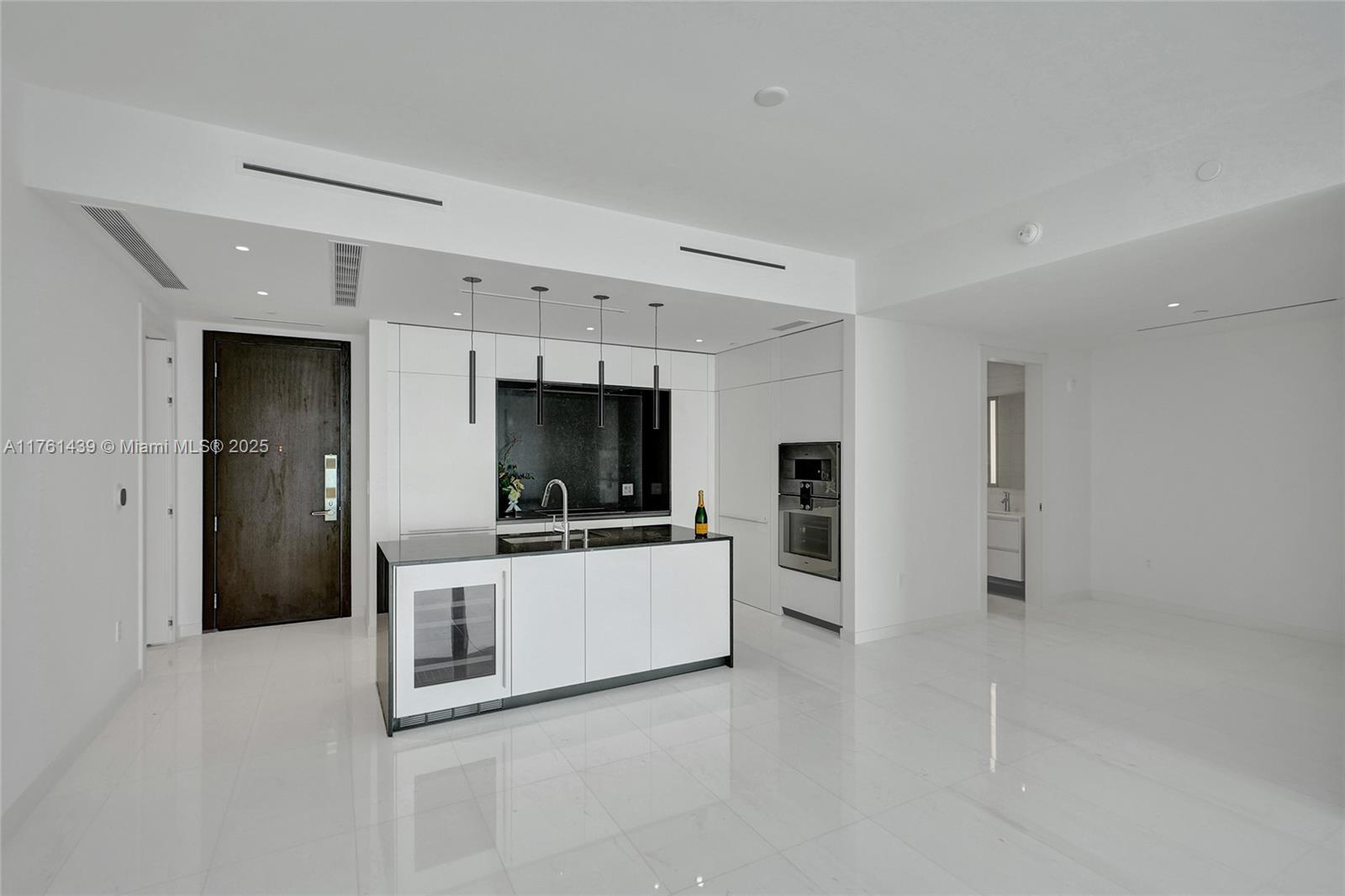 300 Biscayne Blvd Way # 3405