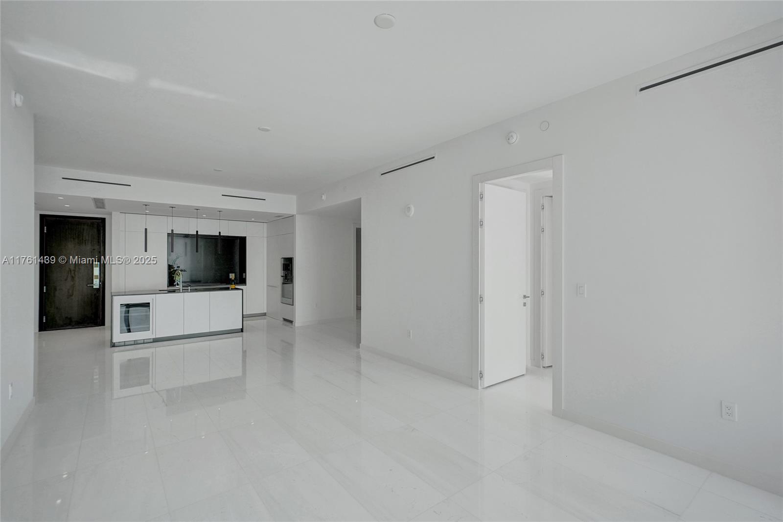 300 Biscayne Blvd Way # 3405