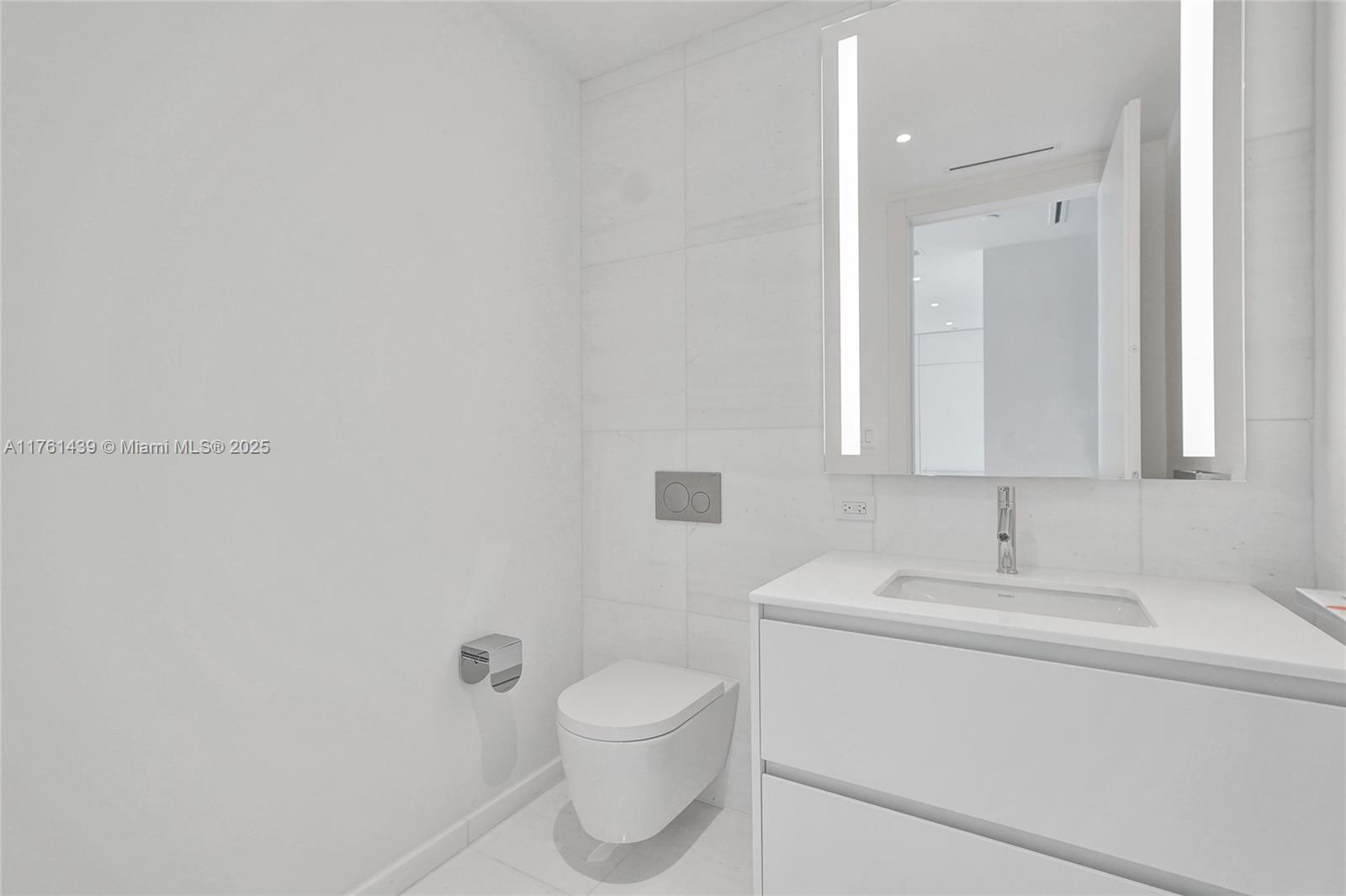 300 Biscayne Blvd Way # 3405