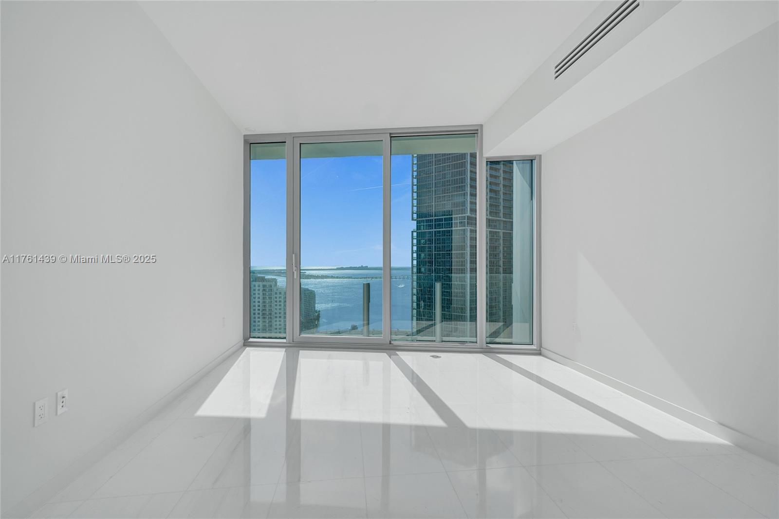 300 Biscayne Blvd Way # 3405