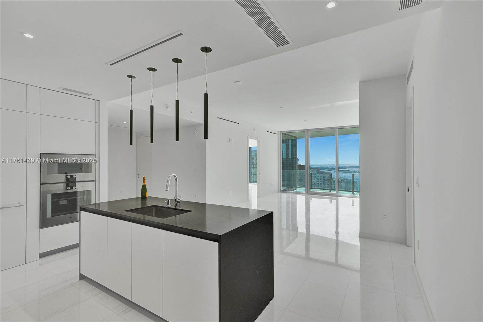 300 Biscayne Blvd Way # 3405