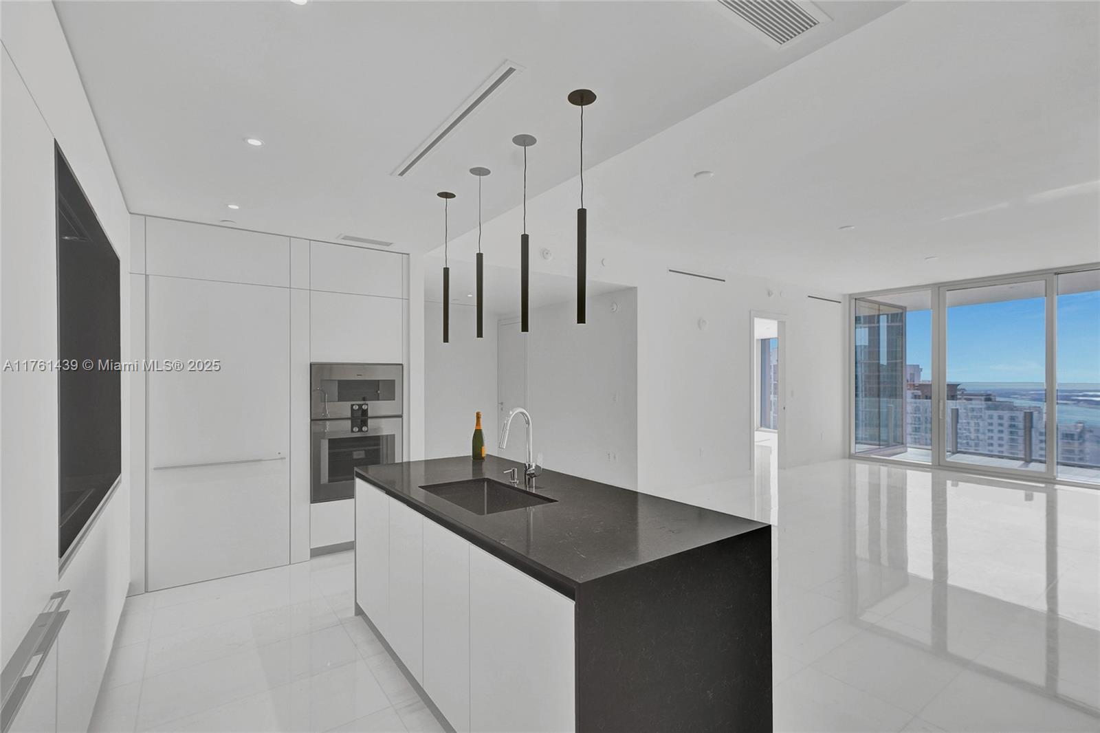 300 Biscayne Blvd Way # 3405