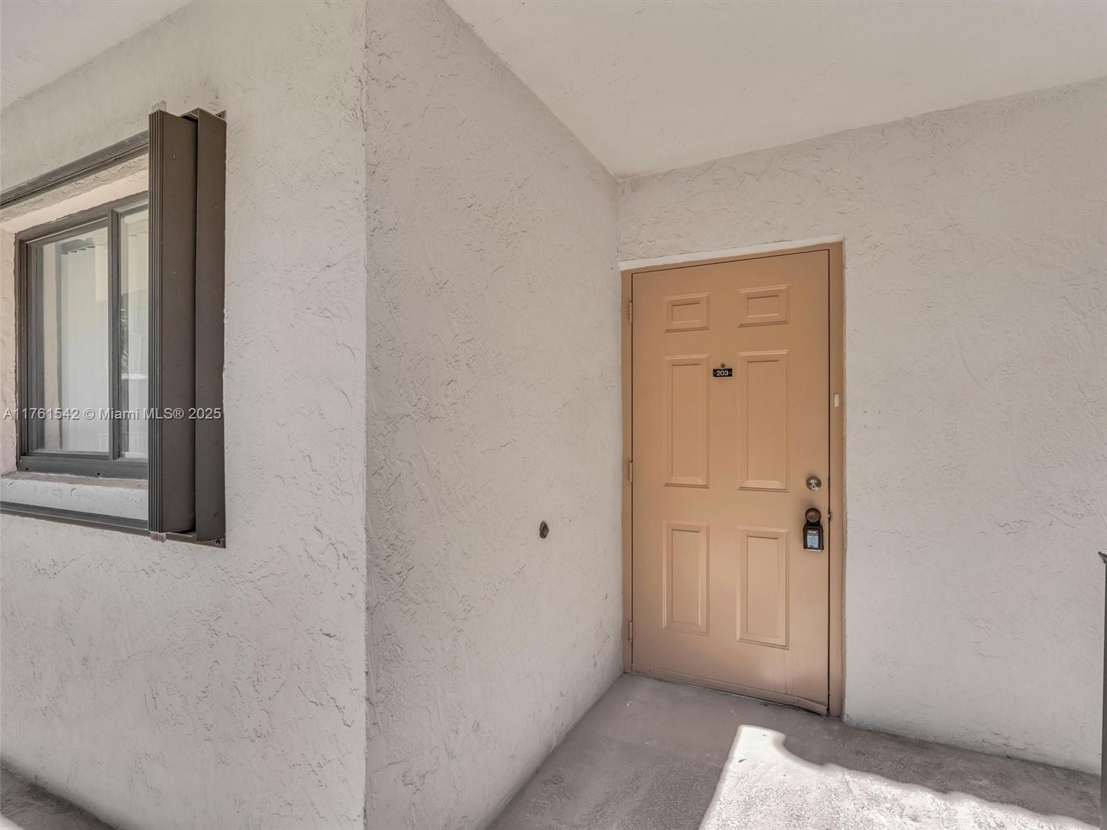 4705 SW 62nd Ave # 203