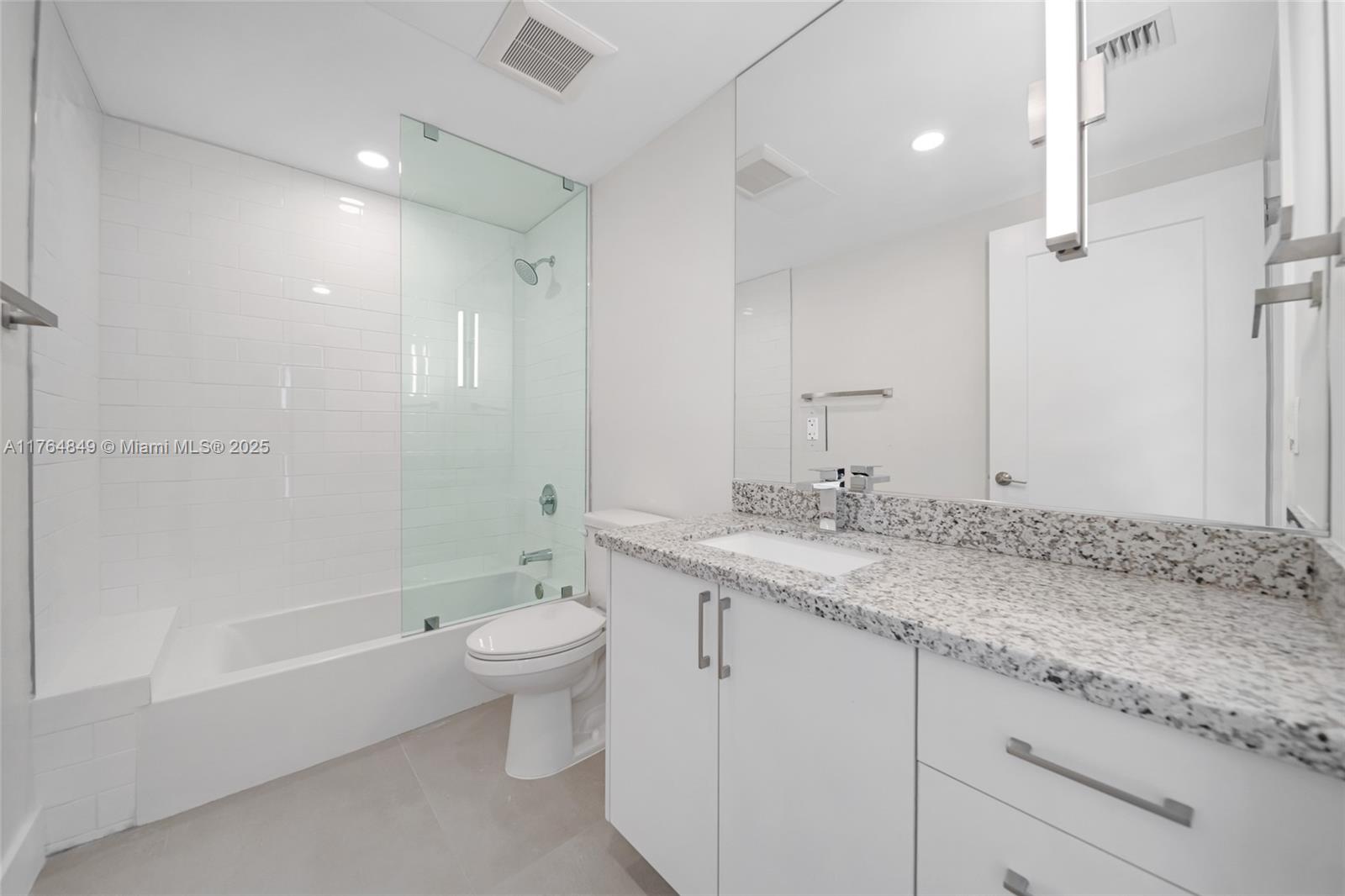 1536 NW 15th Ave # 206