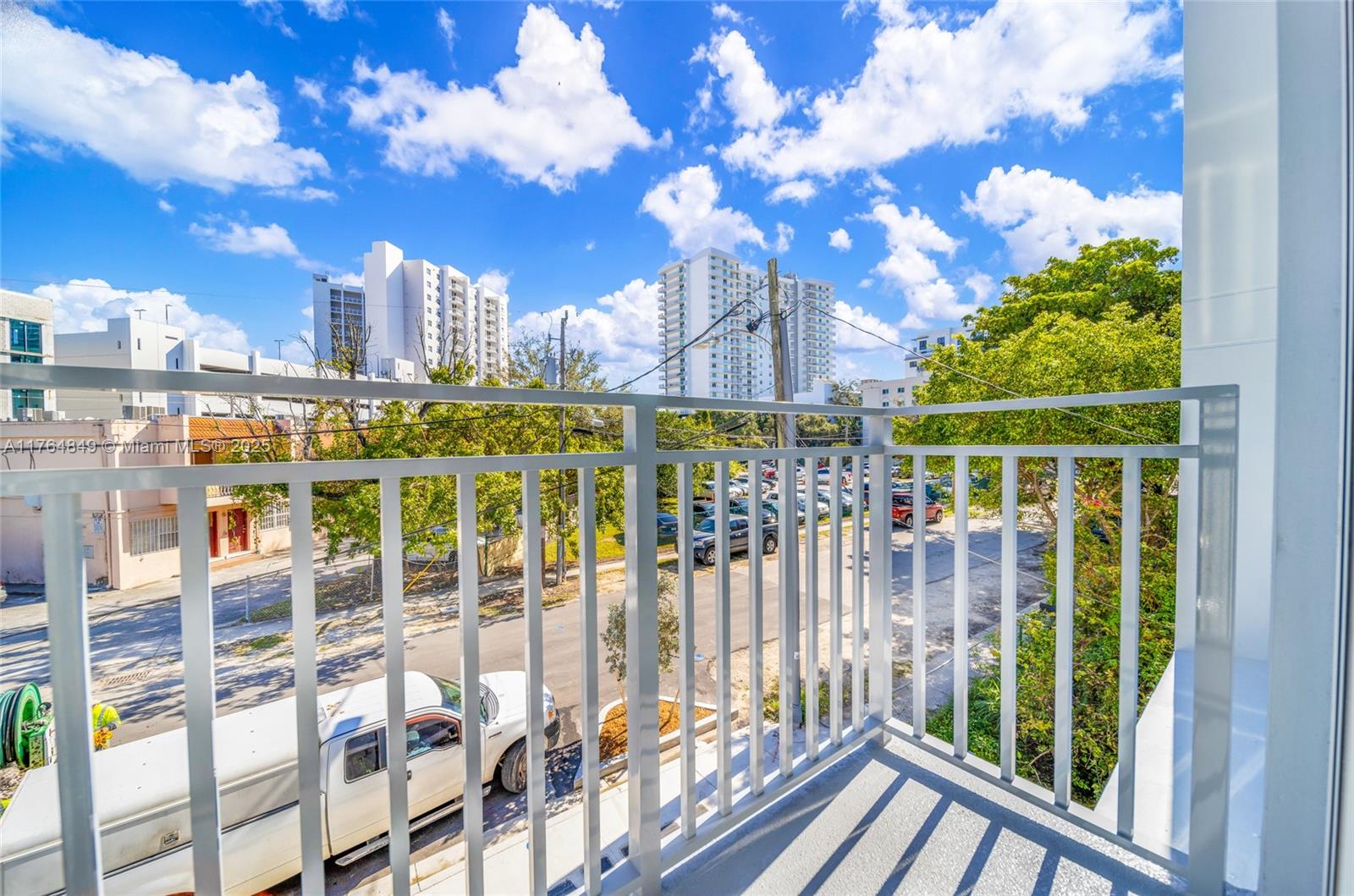 1536 NW 15th Ave # 206