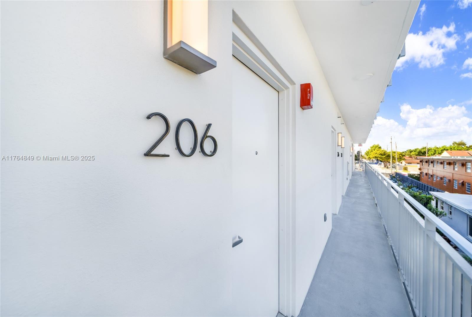 1536 NW 15th Ave # 206