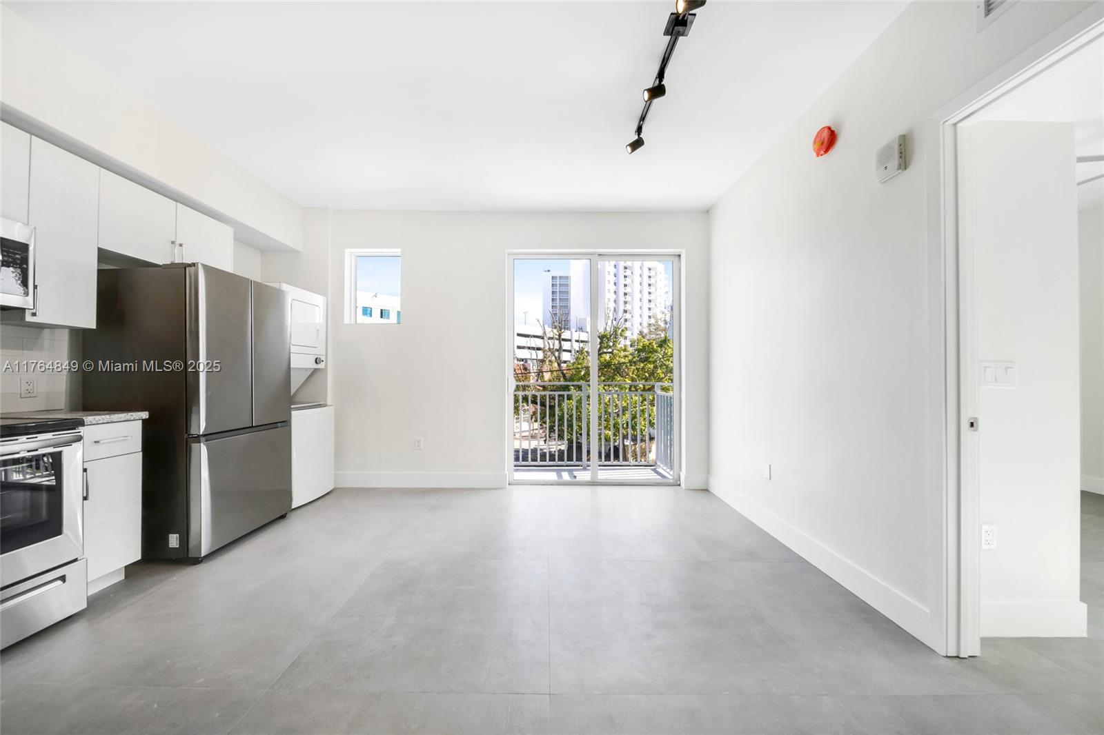 1536 NW 15th Ave # 206