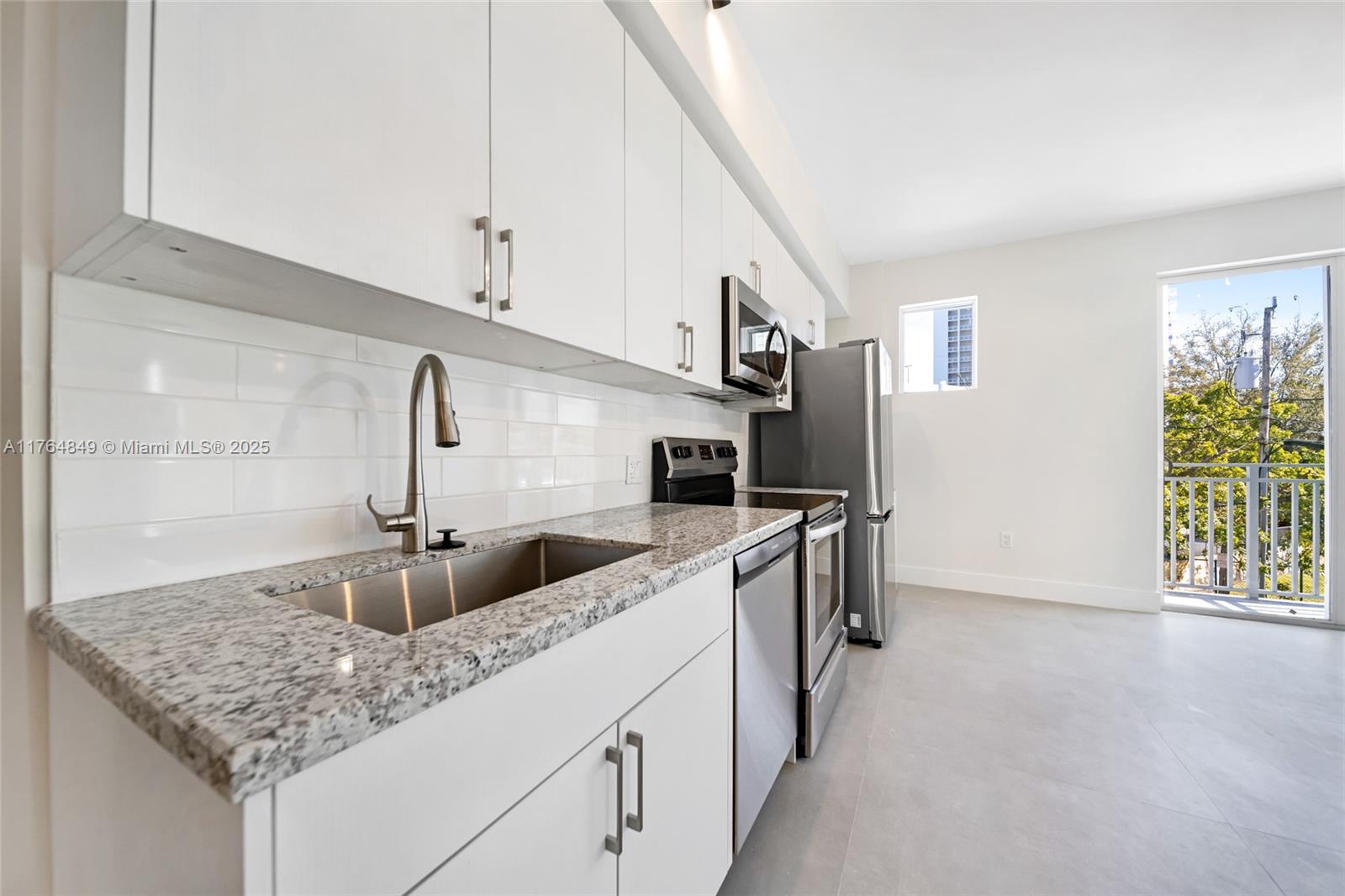 1536 NW 15th Ave # 206