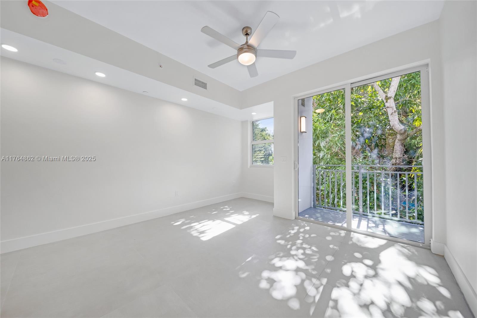 1536 NW 15th Ave # 203