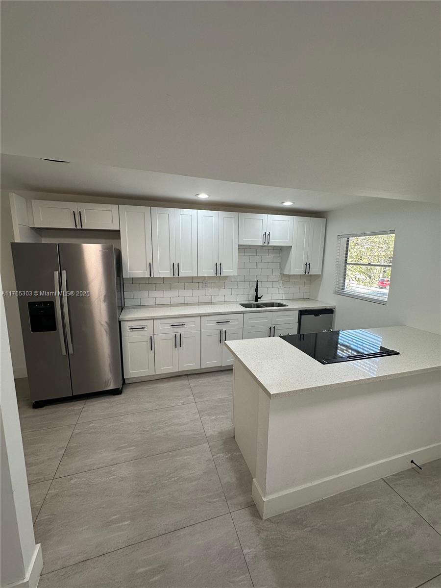 4111 Stirling Rd # 202