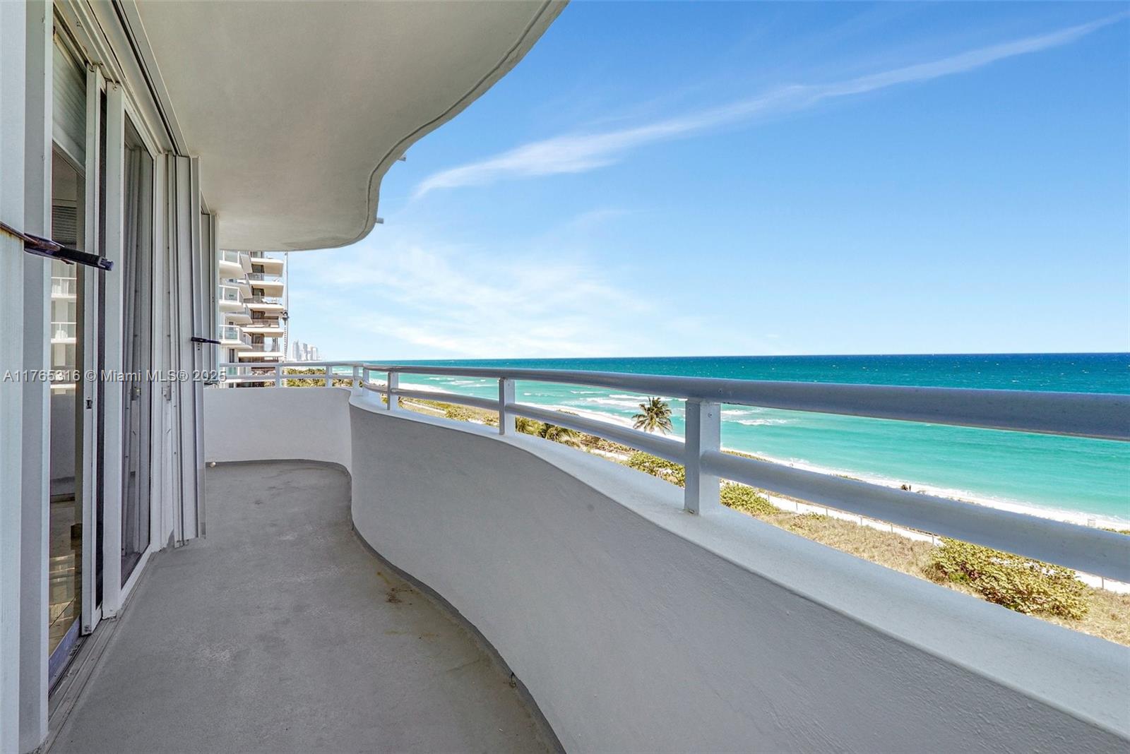 8911 Collins Ave # 605