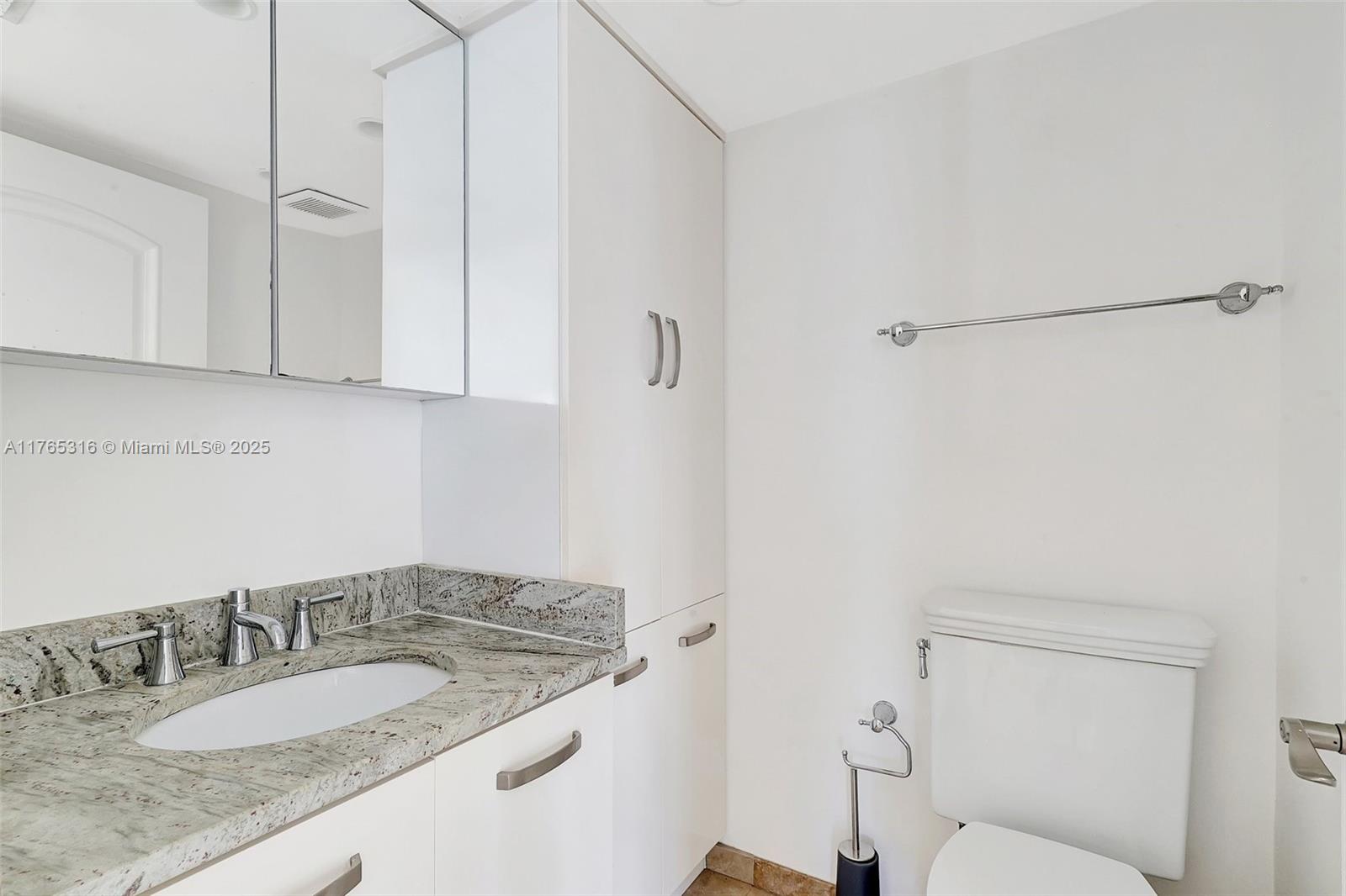 8911 Collins Ave # 605