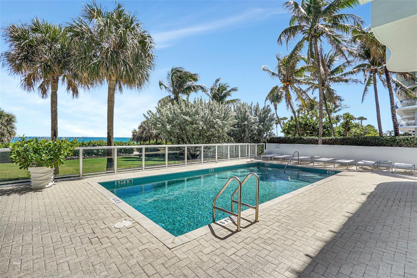 8911 Collins Ave # 605