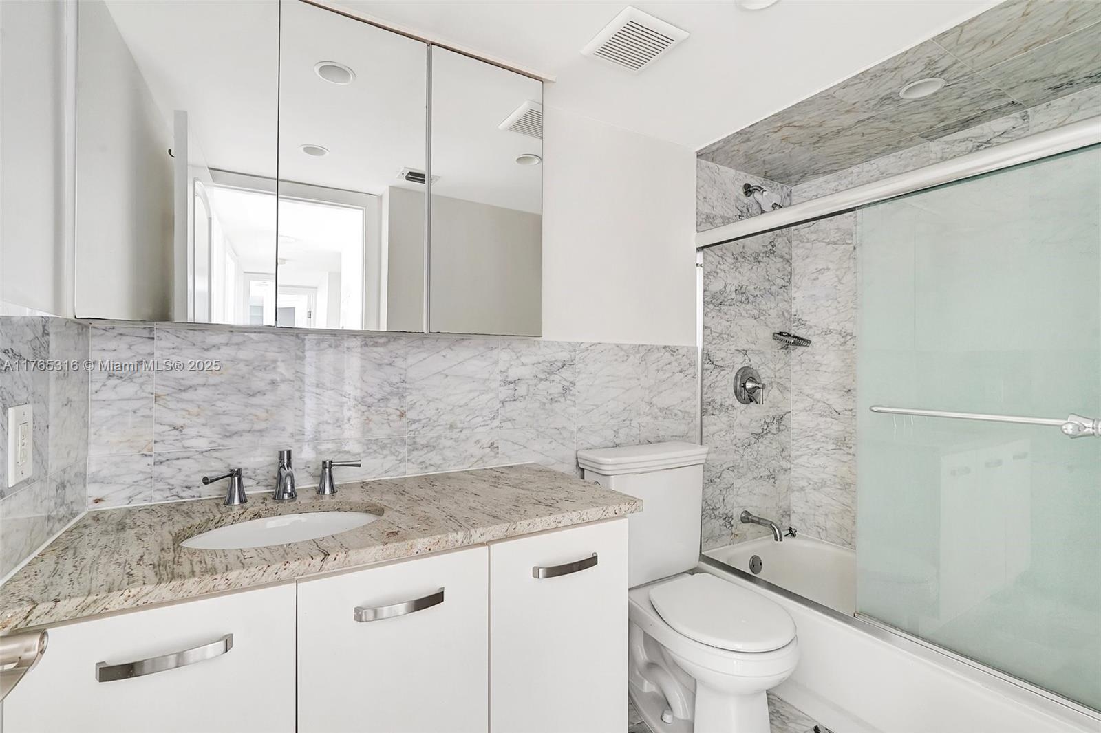 8911 Collins Ave # 605