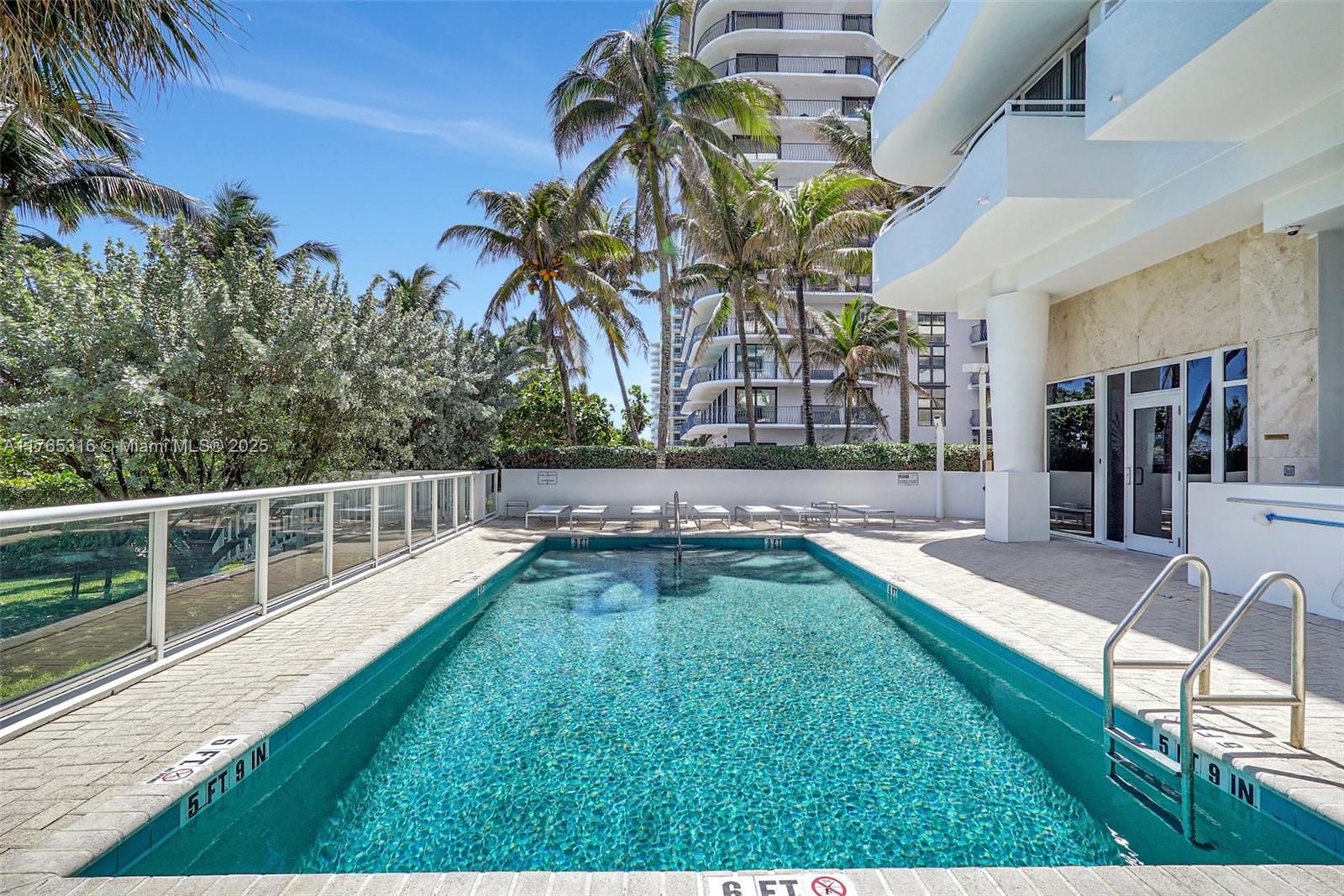 8911 Collins Ave # 605