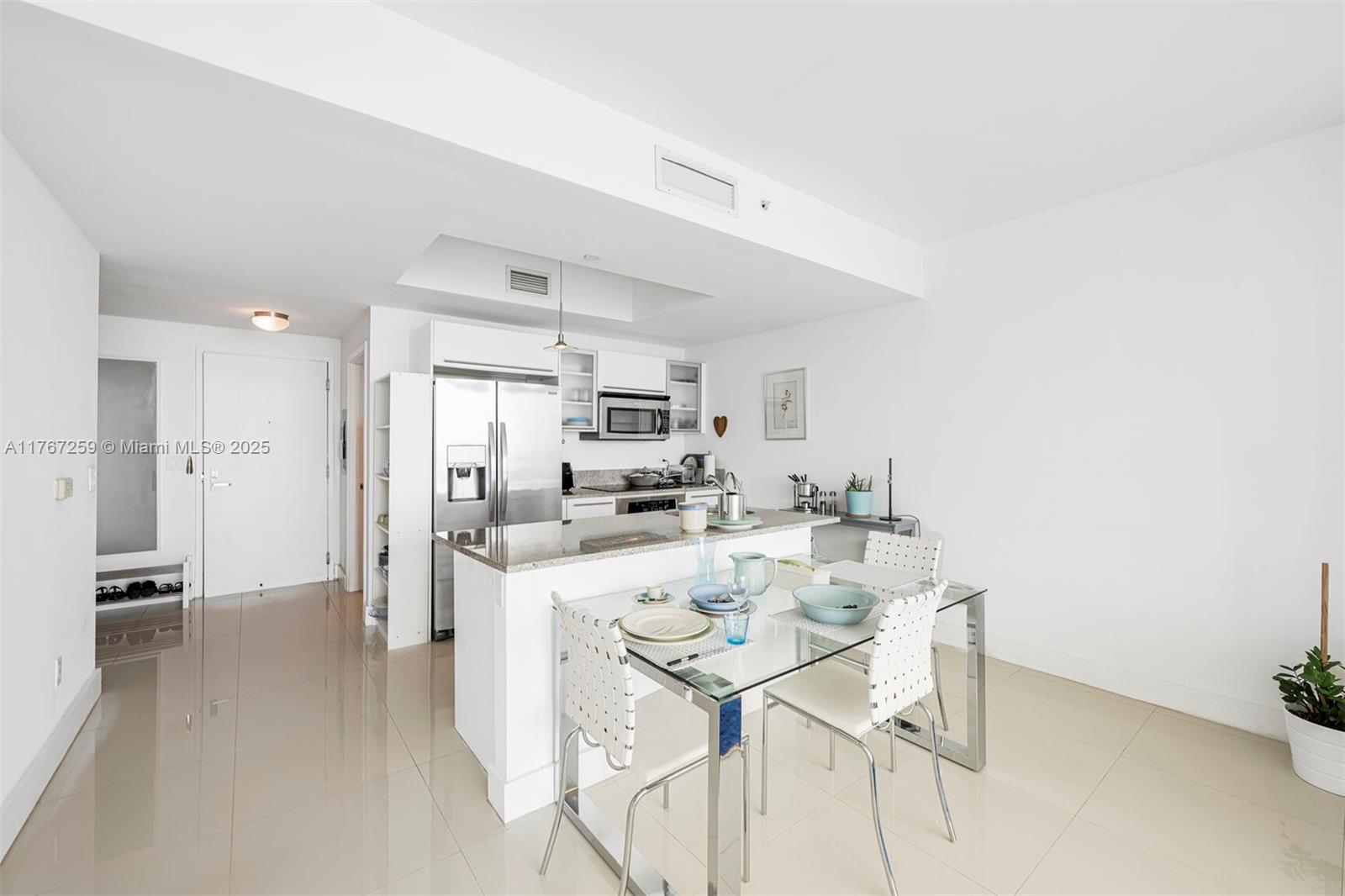 888 Biscayne Blvd # 4306