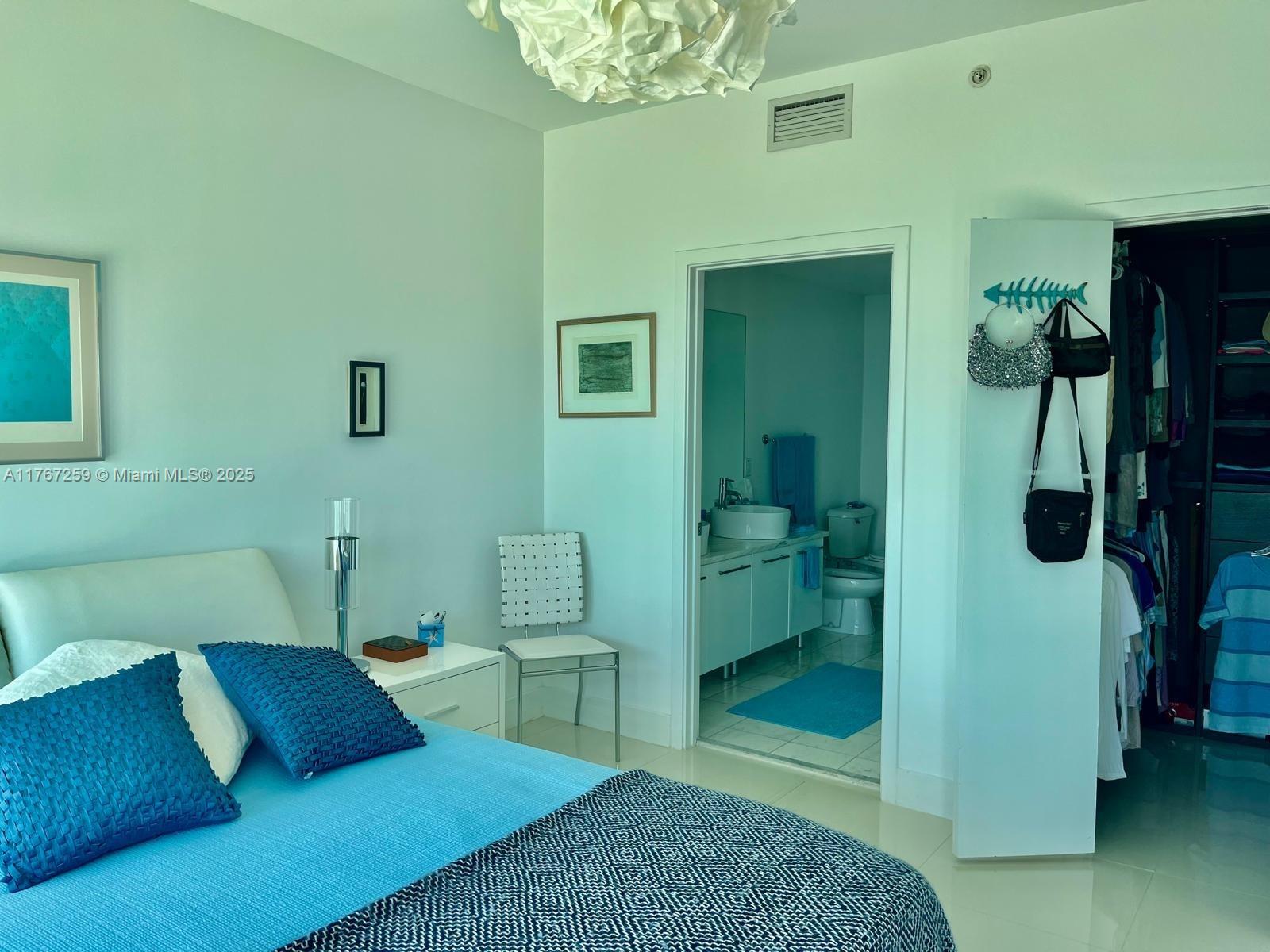888 Biscayne Blvd # 4306
