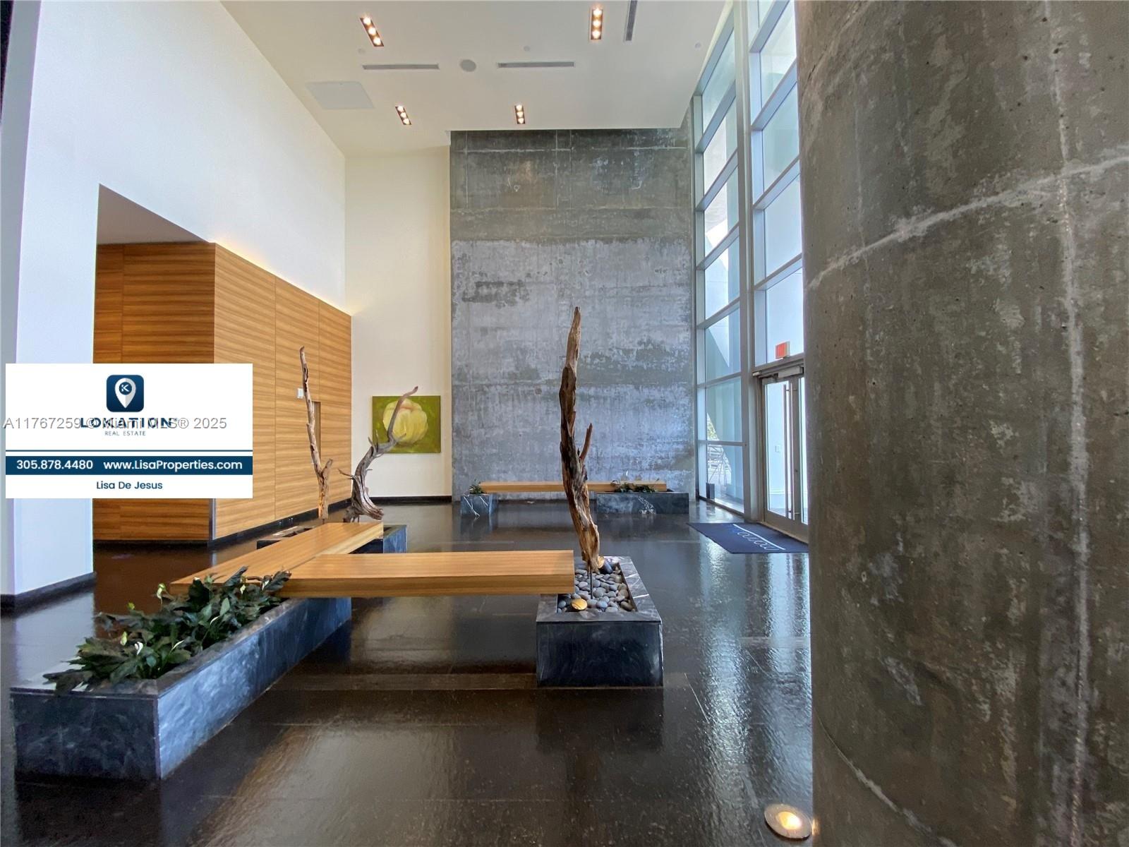 888 Biscayne Blvd # 4306