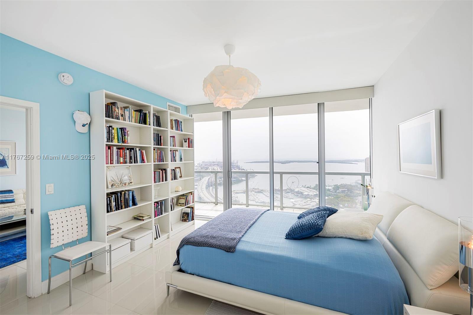 888 Biscayne Blvd # 4306