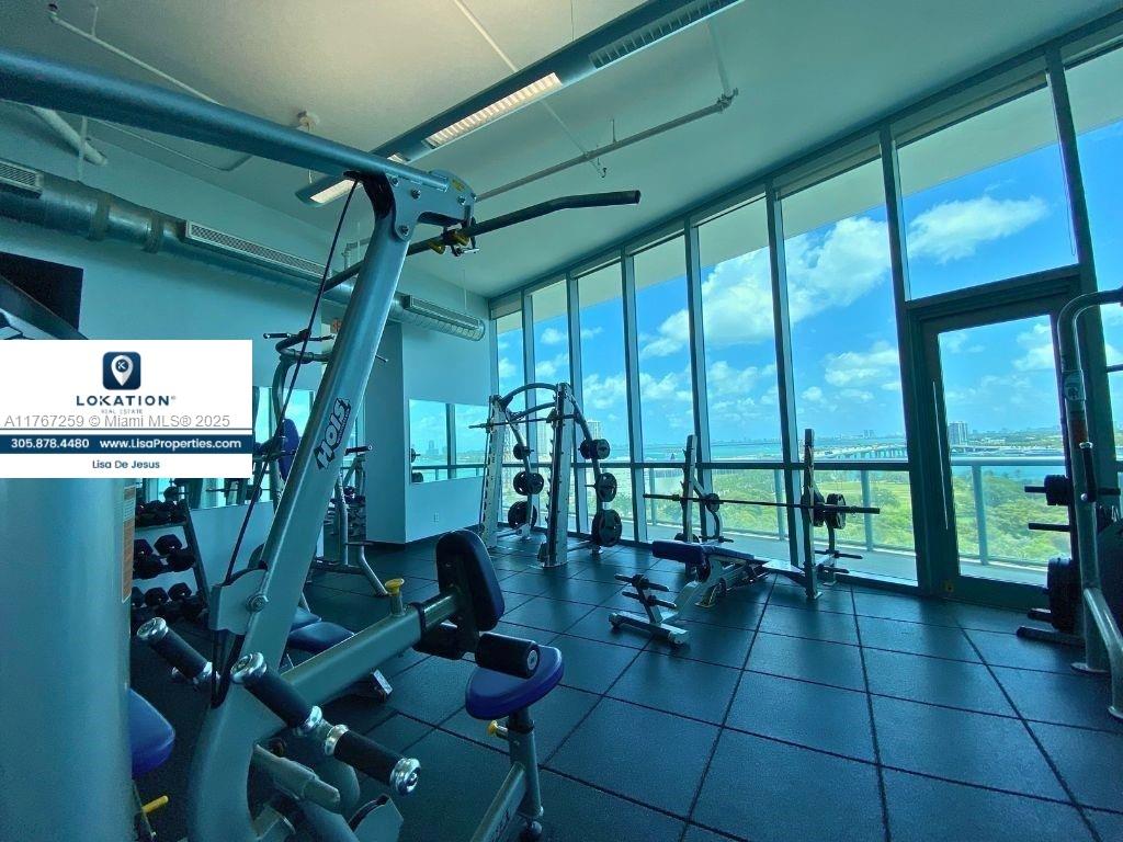 888 Biscayne Blvd # 4306