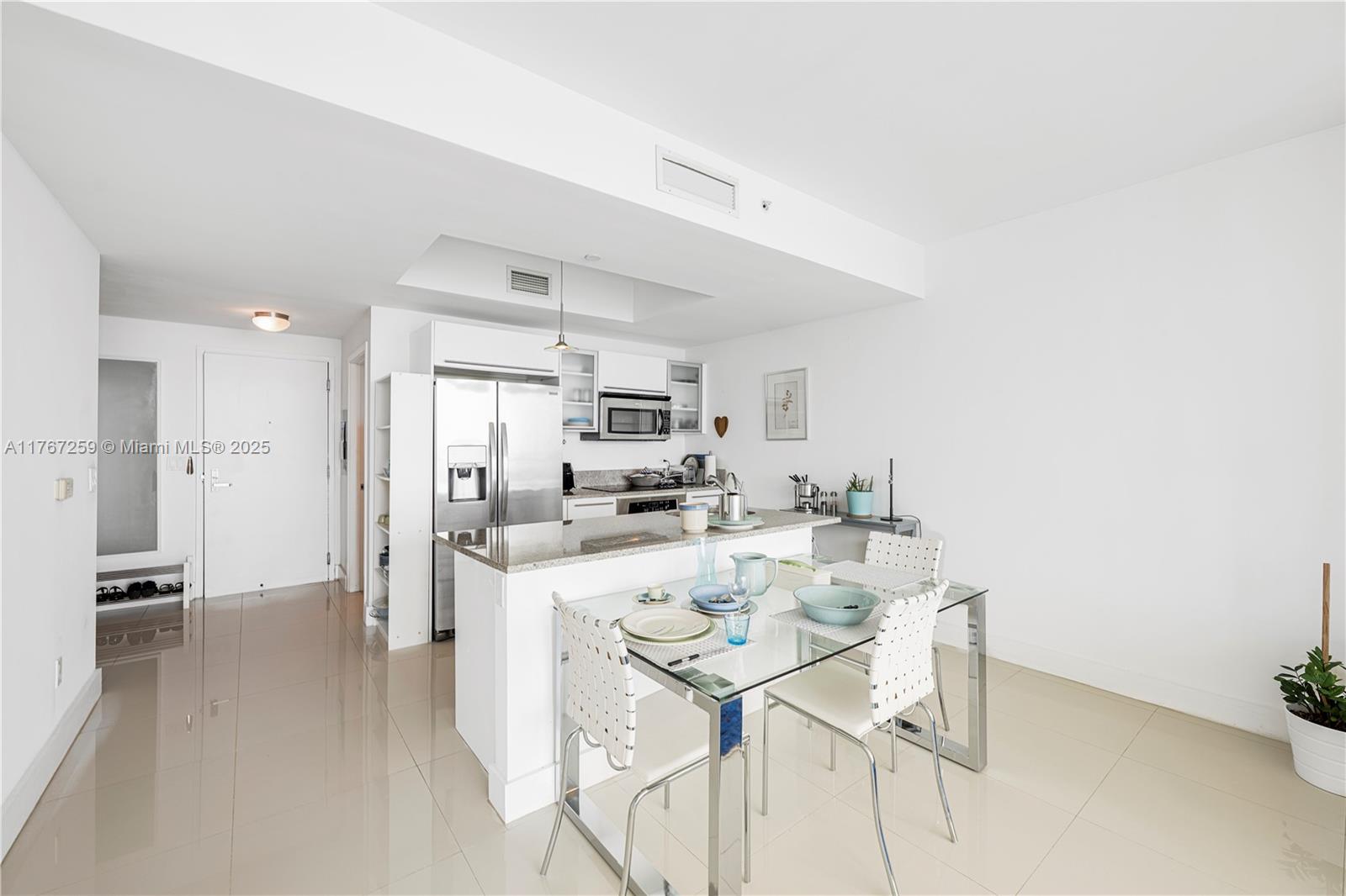 888 Biscayne Blvd # 4306