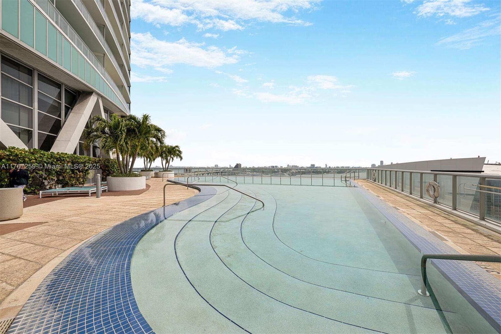 888 Biscayne Blvd # 4306