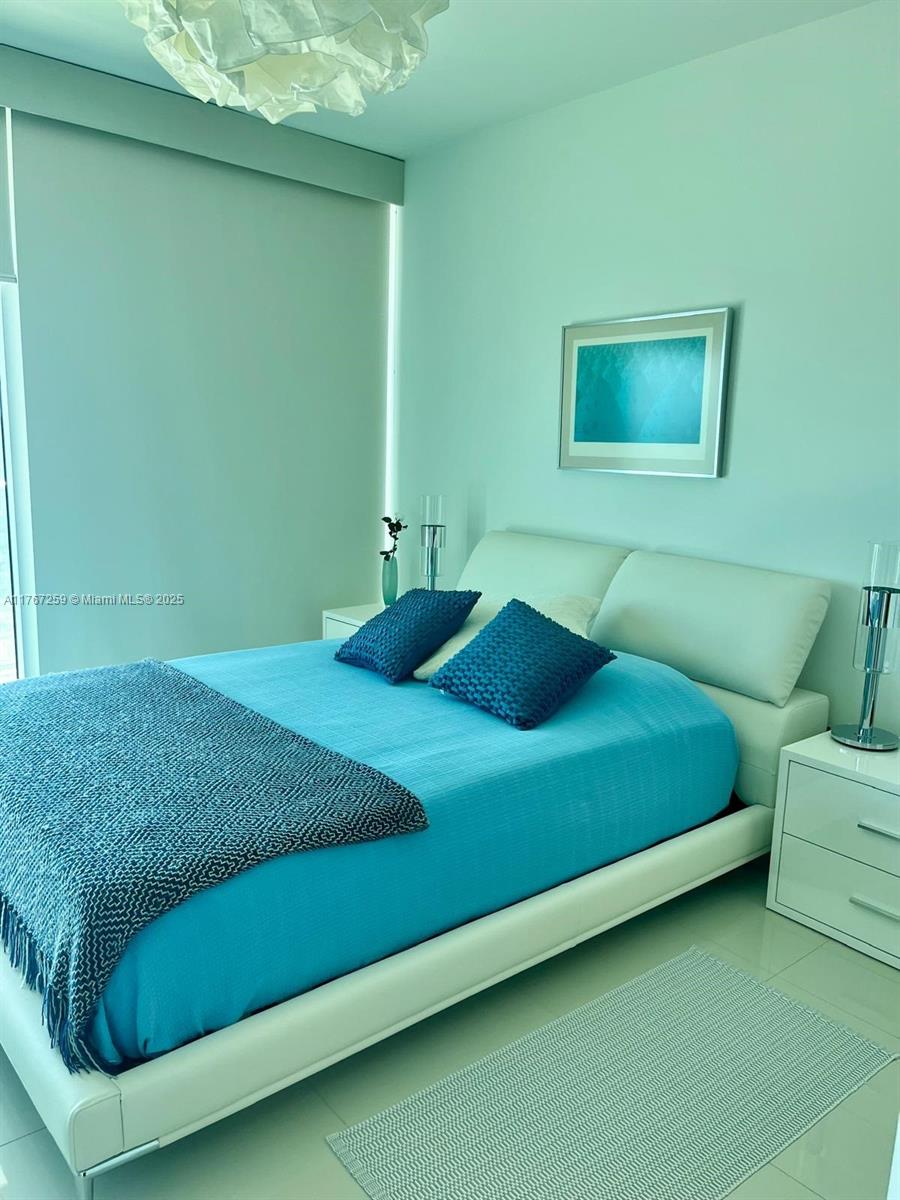 888 Biscayne Blvd # 4306