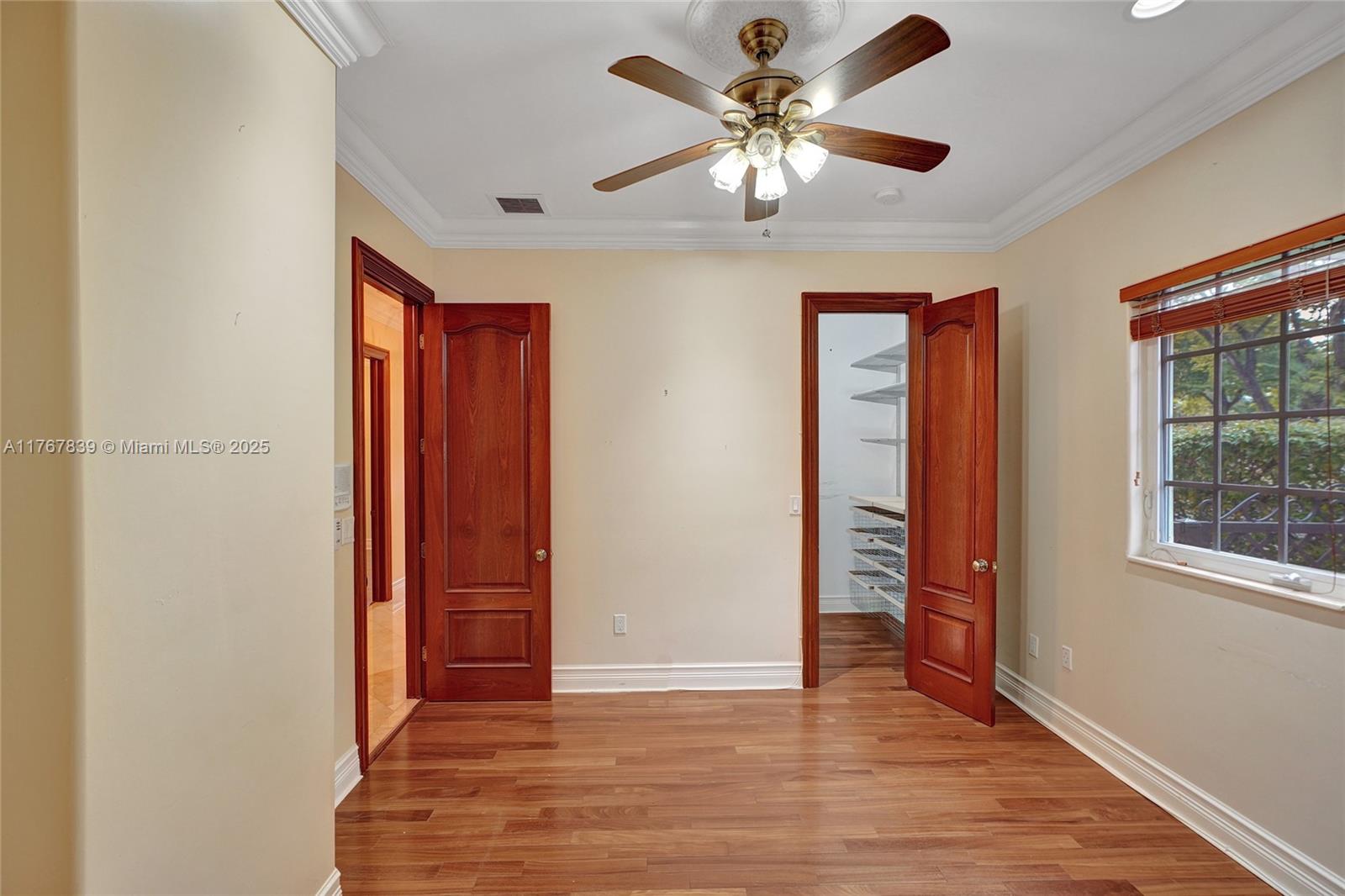 450 Esplanade Dr