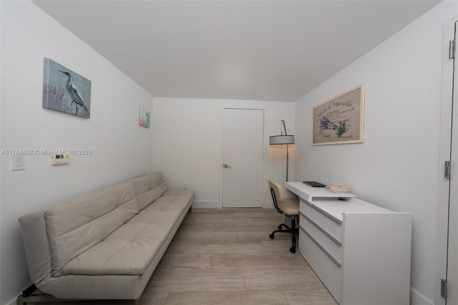 121 NE 34th St # 2805