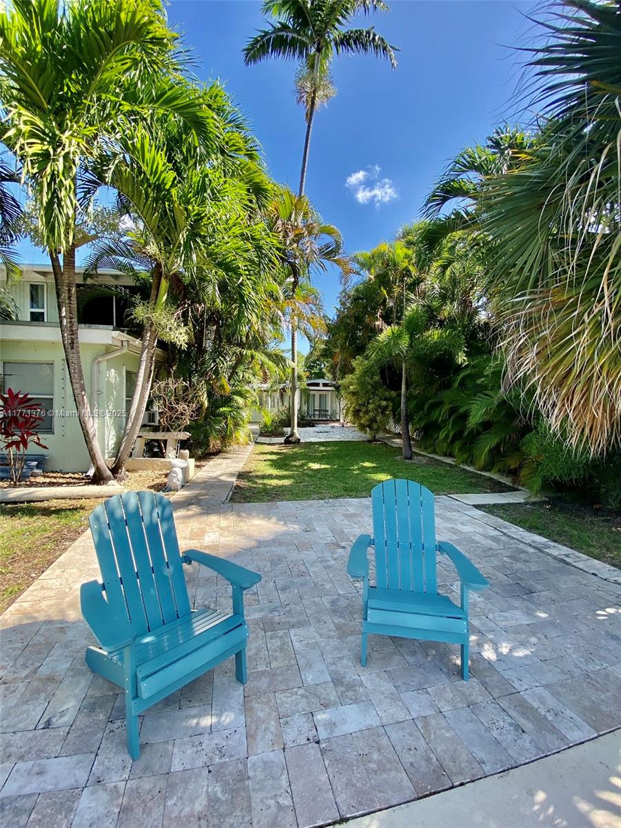 1310 NE 30th St # 5 Unit: 1-5